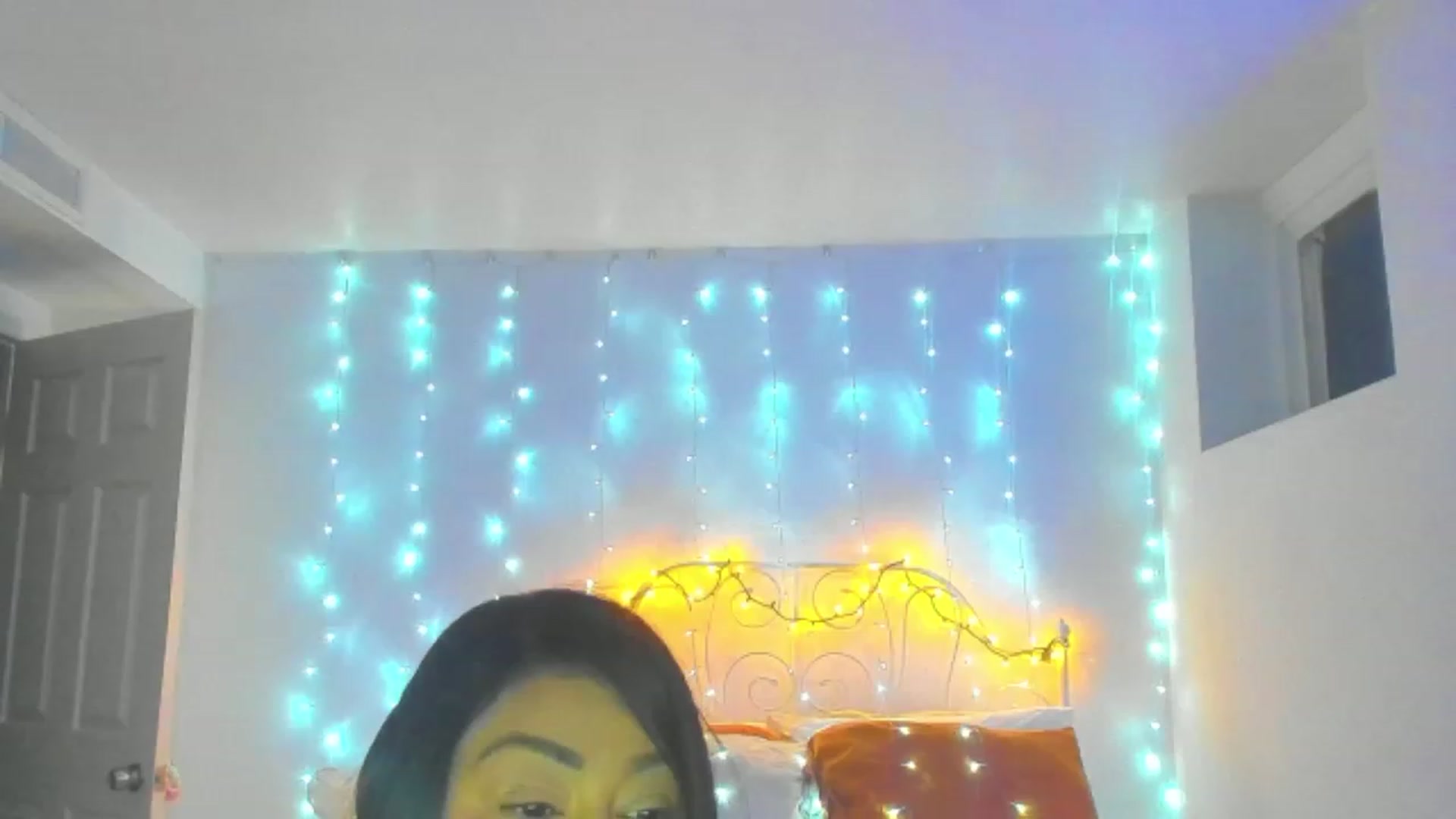 Gallery image thumbnail from DANIIITITIS's myfreecams stream on, 01/16/2023, 21:32 image 16 of 20