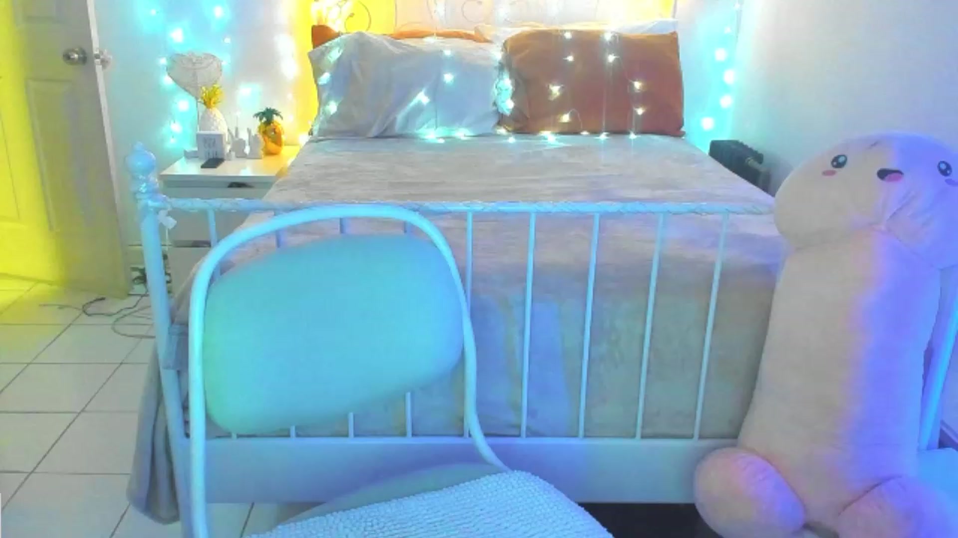 Gallery image thumbnail from DANIIITITIS's myfreecams stream on, 01/20/2023, 24:11 image 12 of 20