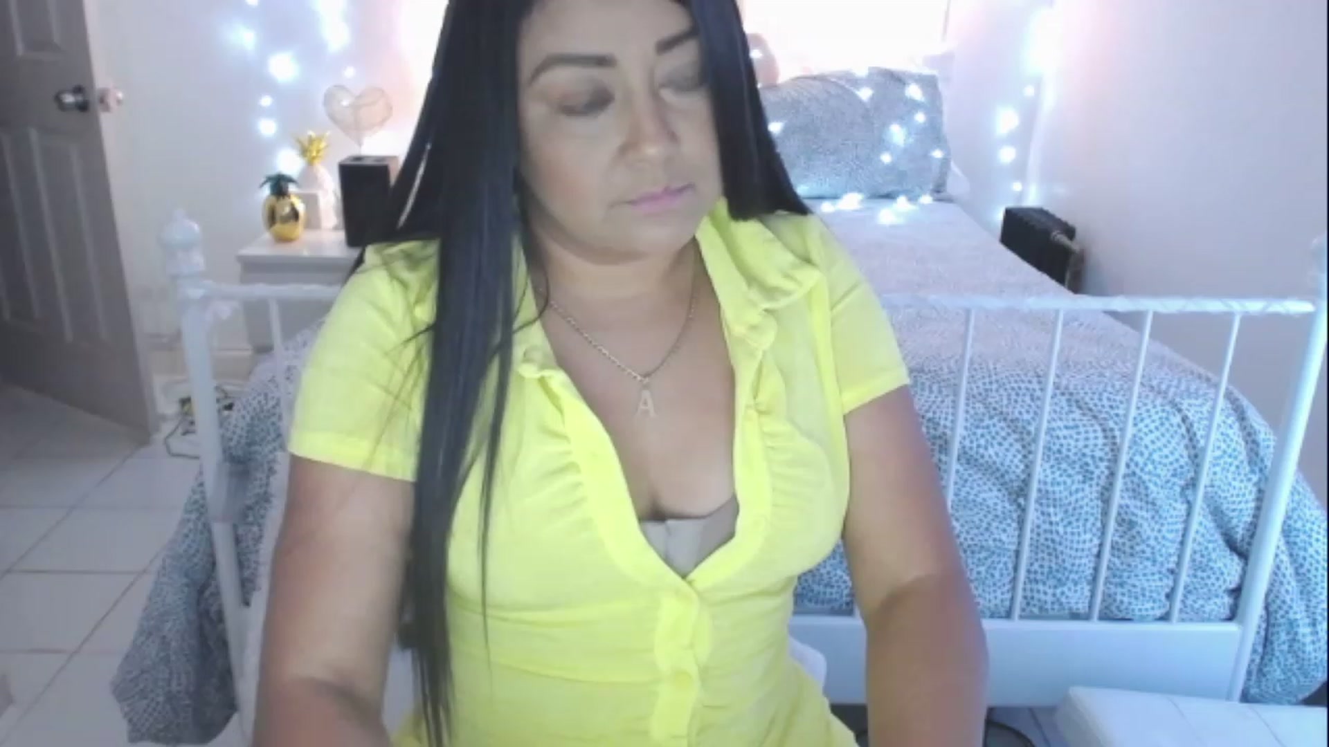 Gallery image thumbnail from DANIIITITIS's myfreecams stream on, 03/06/2023, 18:20 image 17 of 20