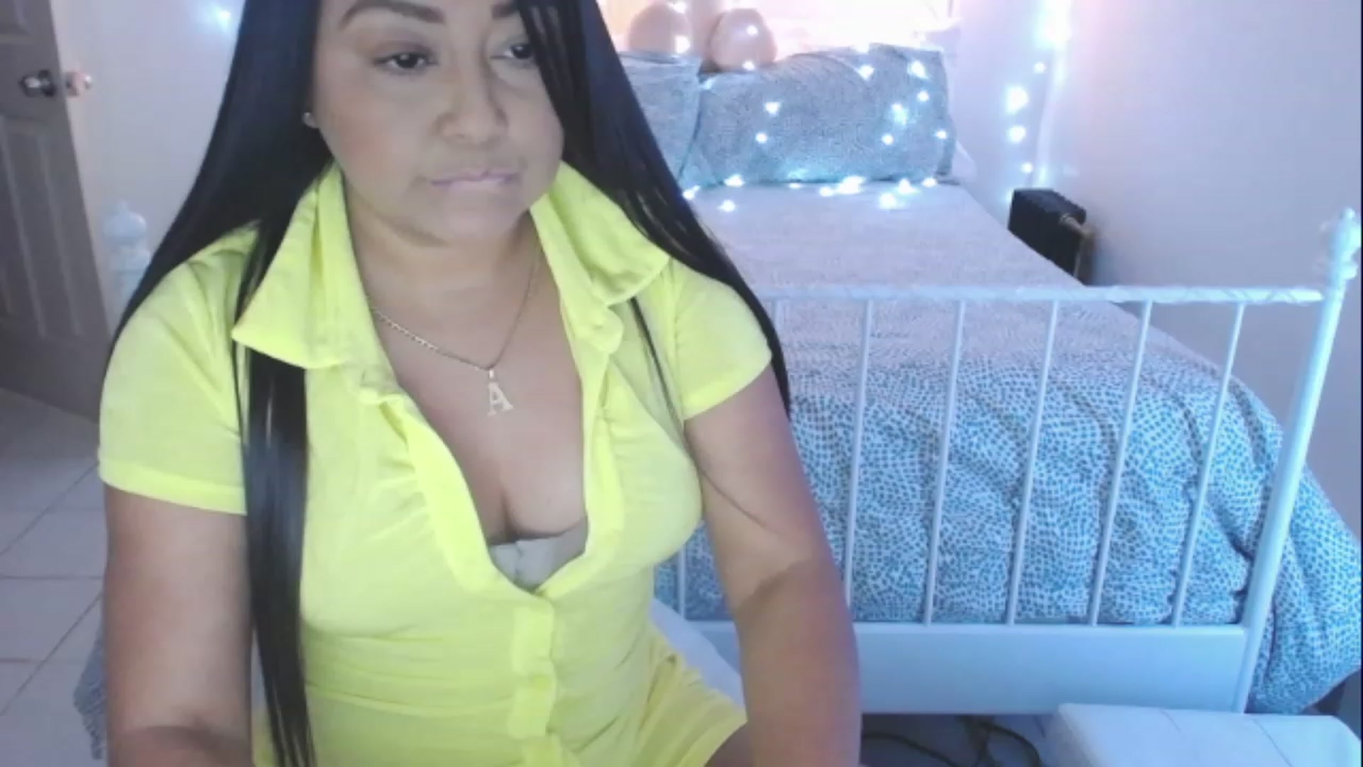 Gallery image thumbnail from DANIIITITIS's myfreecams stream on, 03/06/2023, 19:42 image 8 of 20