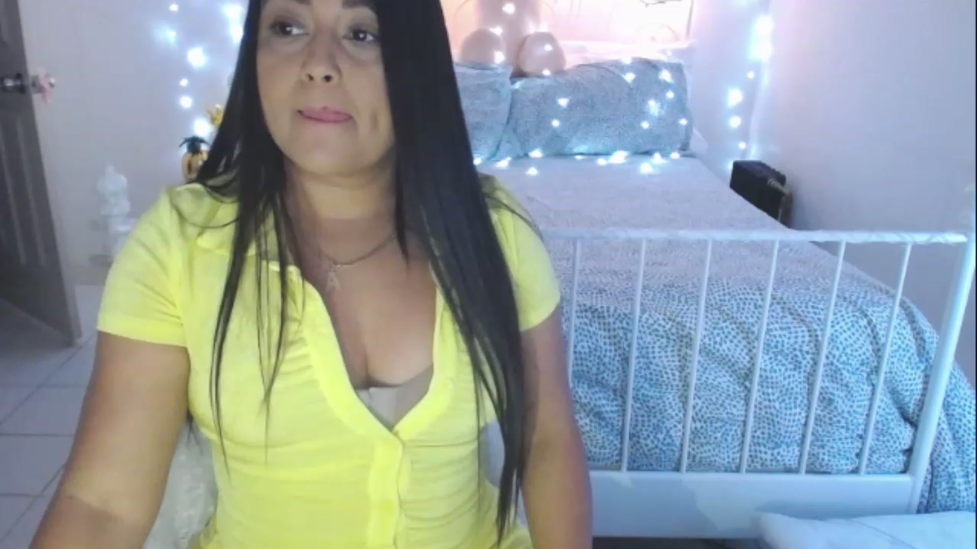 Gallery image thumbnail from DANIIITITIS's myfreecams stream on, 03/07/2023, 24:02 image 20 of 20