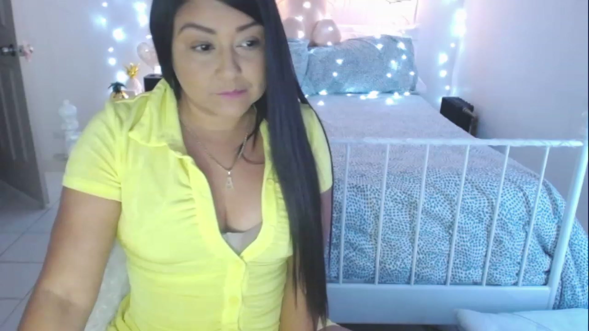 Gallery image thumbnail from DANIIITITIS's myfreecams stream on, 03/07/2023, 24:50 image 6 of 20