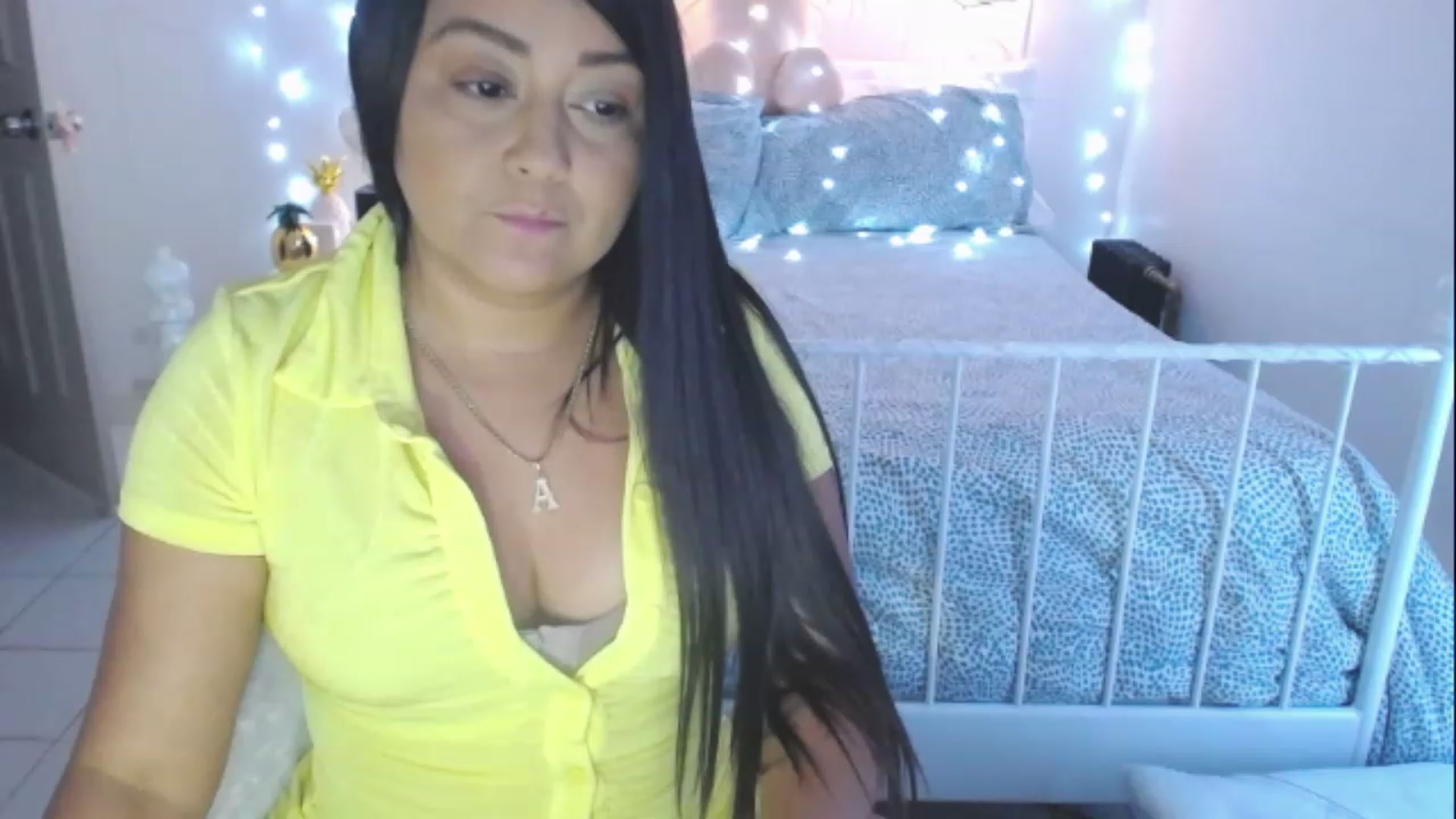 Gallery image thumbnail from DANIIITITIS's myfreecams stream on, 03/07/2023, 24:50 image 7 of 20