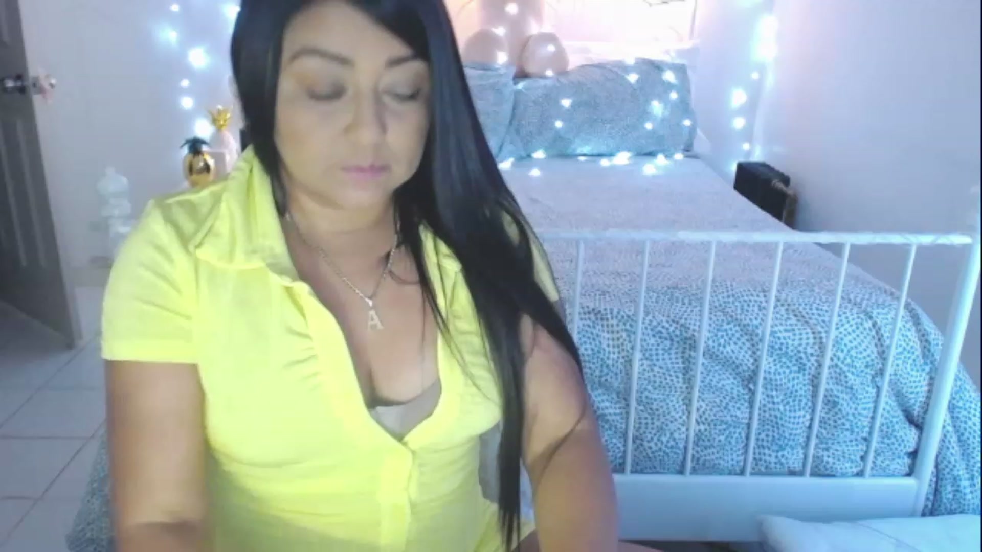 Gallery image thumbnail from DANIIITITIS's myfreecams stream on, 03/07/2023, 24:50 image 10 of 20