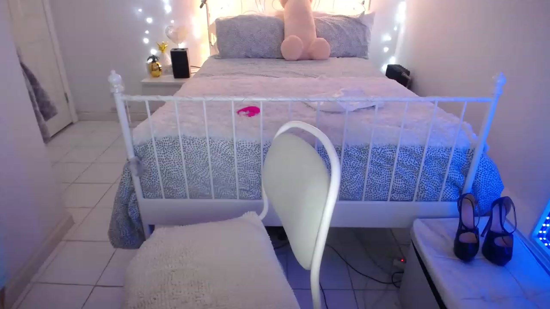 Gallery image thumbnail from DANIIITITIS's myfreecams stream on, 04/09/2023, 16:04 image 17 of 20