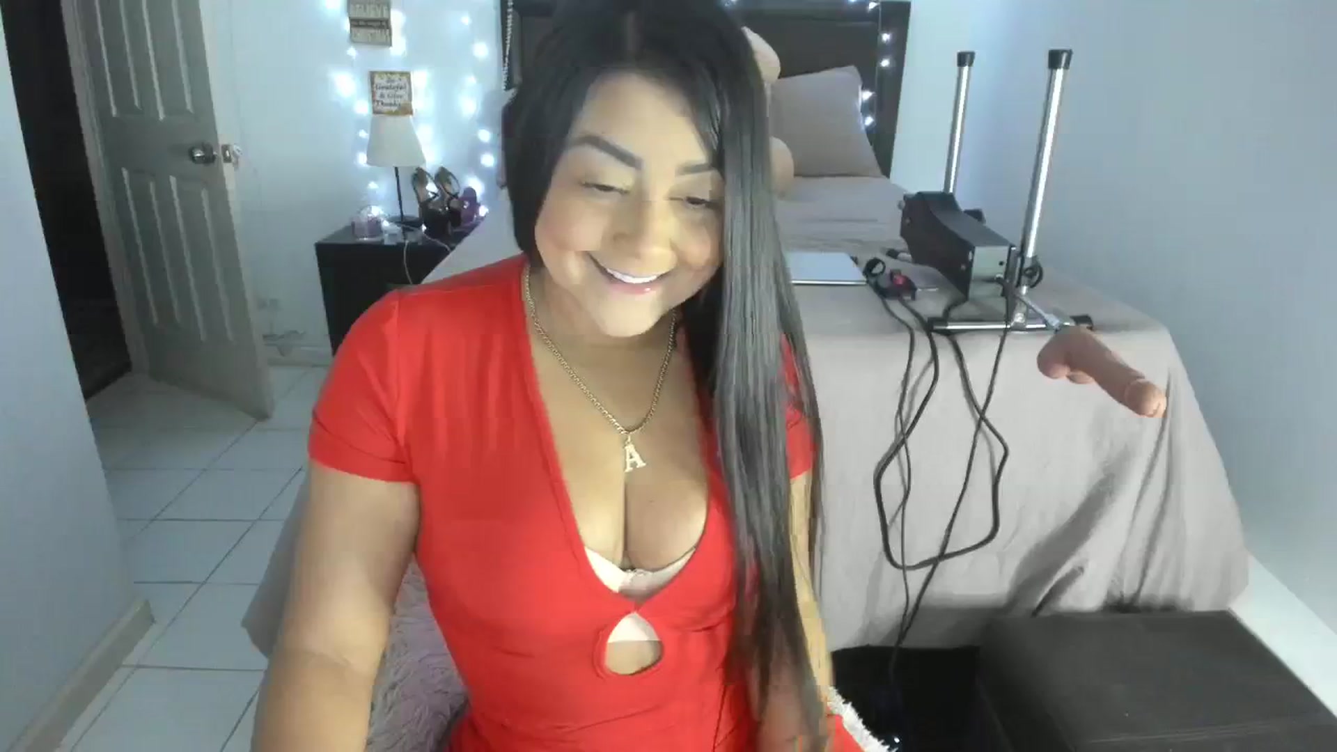 Gallery image thumbnail from DANIIITITIS's myfreecams stream on, 08/21/2023, 13:21 image 13 of 20