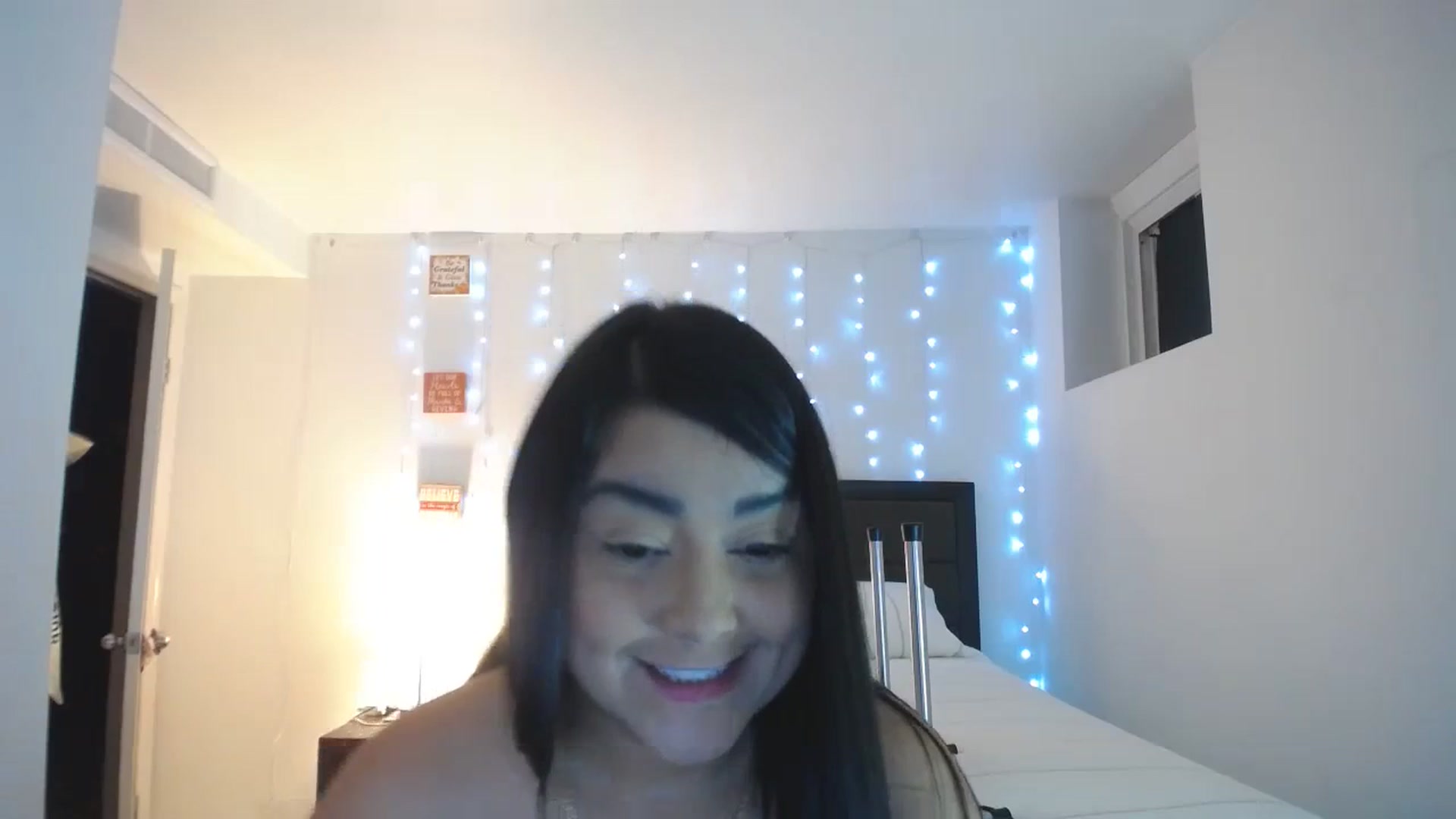 Gallery image thumbnail from DANIIITITIS's myfreecams stream on, 09/01/2023, 14:17 image 16 of 20