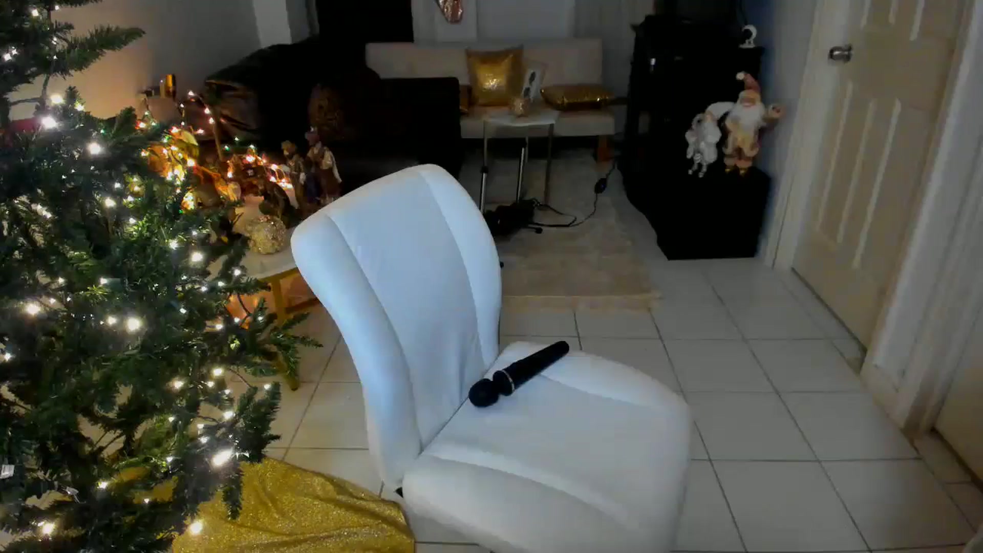 Gallery image thumbnail from DANIIITITIS's myfreecams stream on, 12/03/2023, 15:43 image 19 of 20
