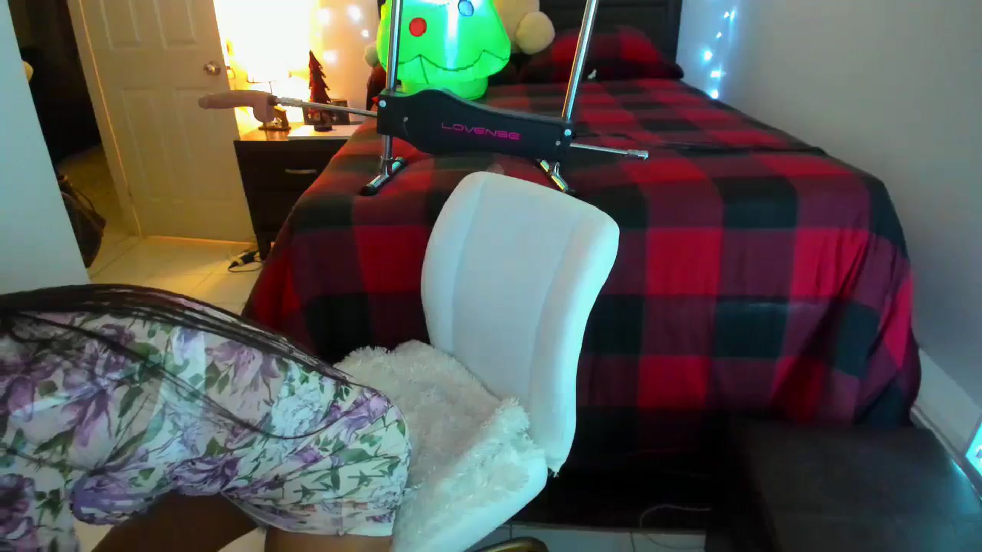 Gallery image thumbnail from DANIIITITIS's myfreecams stream on, 12/09/2023, 16:12 image 17 of 20