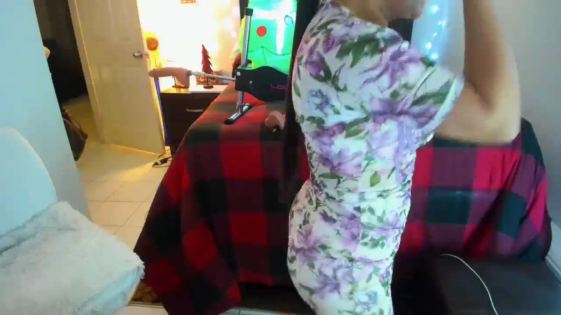 Gallery image thumbnail from DANIIITITIS's myfreecams stream on, 12/09/2023, 18:28 image 8 of 20
