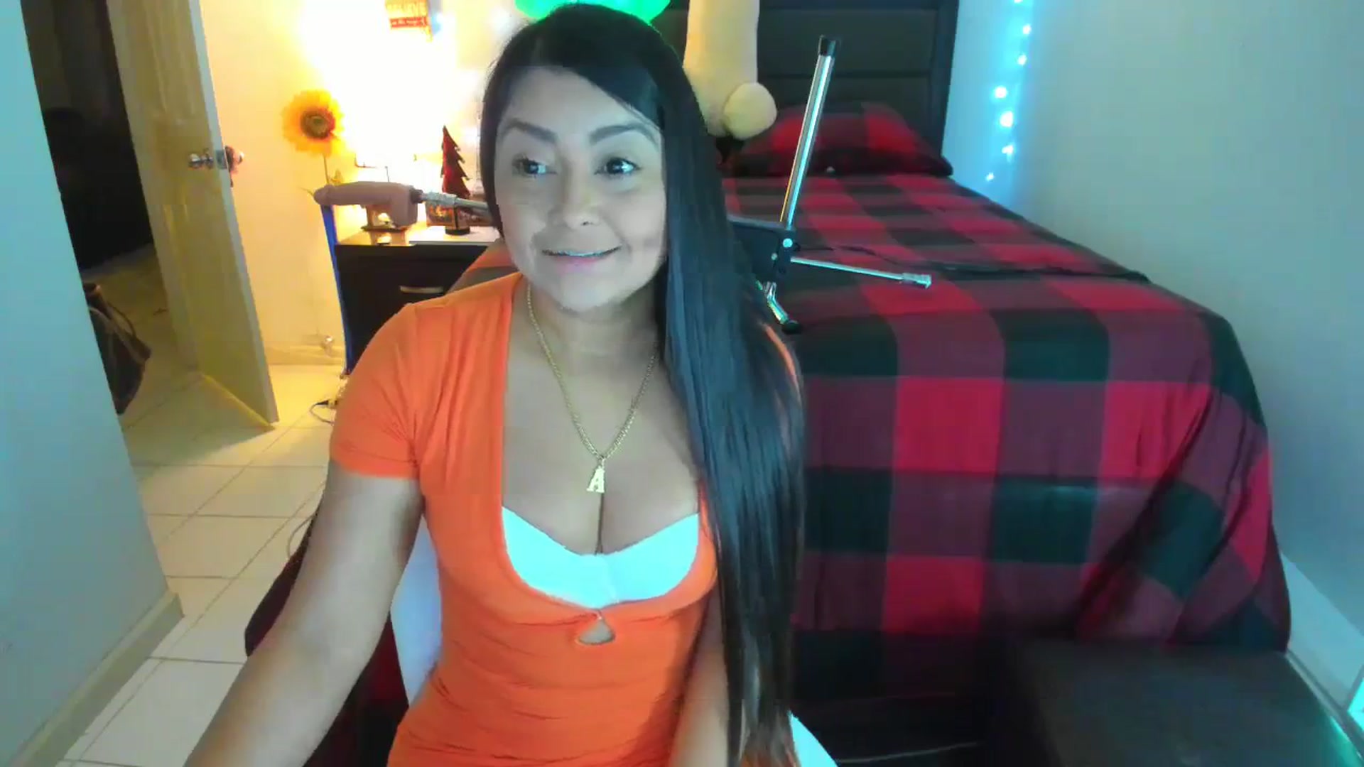 Gallery image thumbnail from DANIIITITIS's myfreecams stream on, 12/10/2023, 14:10 image 2 of 20