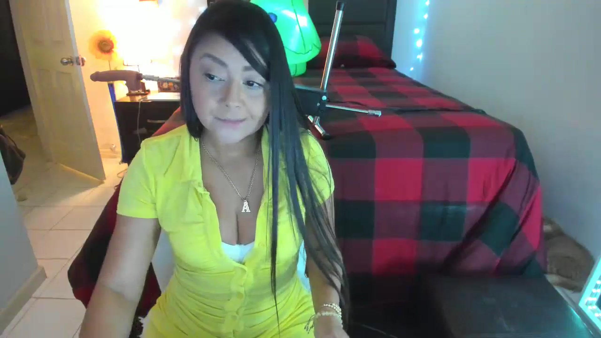 Gallery image thumbnail from DANIIITITIS's myfreecams stream on, 12/11/2023, 09:05 image 8 of 20