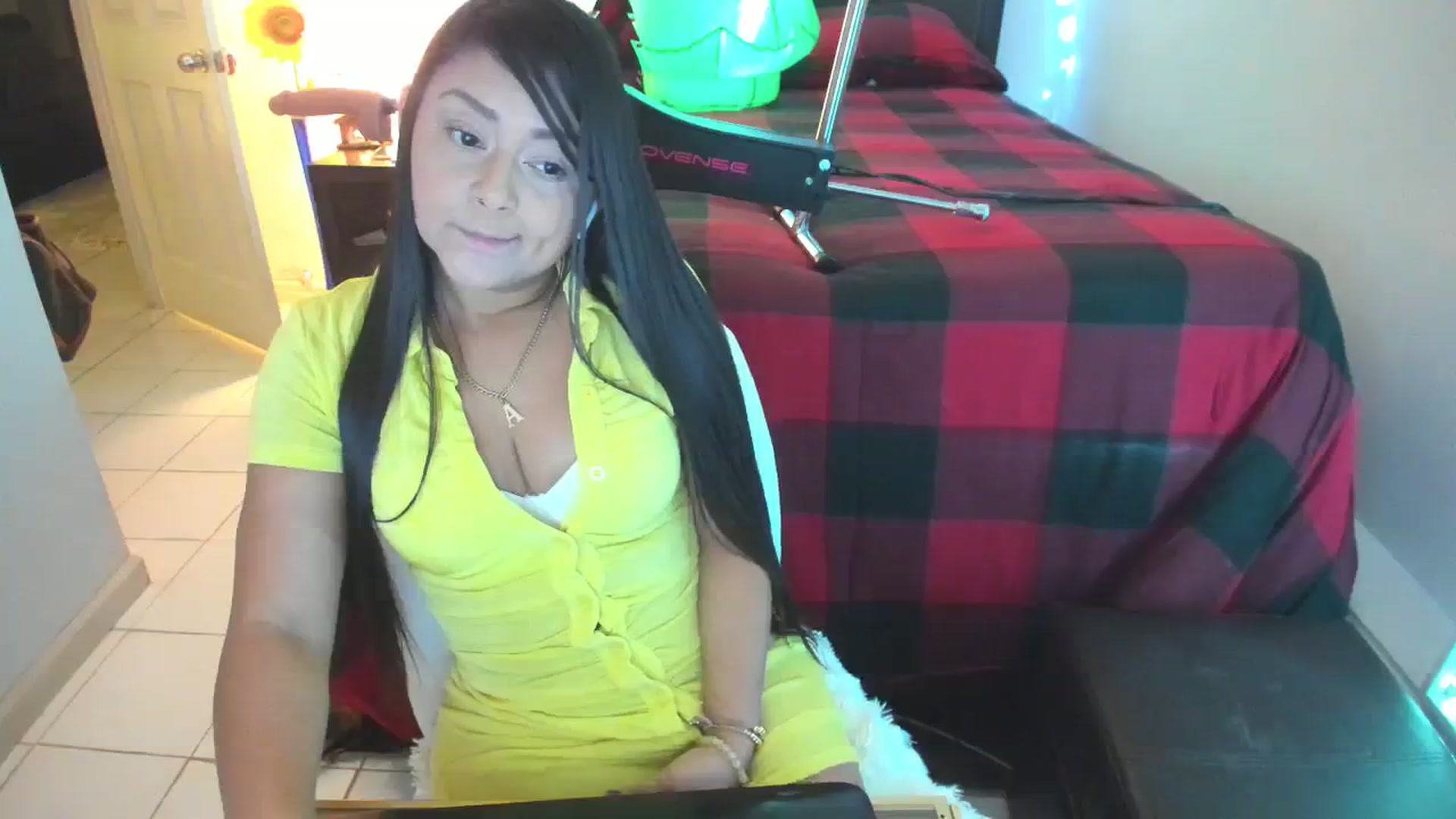 Gallery image thumbnail from DANIIITITIS's myfreecams stream on, 12/11/2023, 11:51 image 3 of 20
