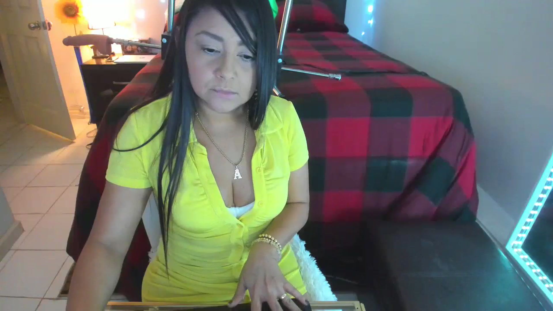 Gallery image thumbnail from DANIIITITIS's myfreecams stream on, 12/11/2023, 12:40 image 6 of 20