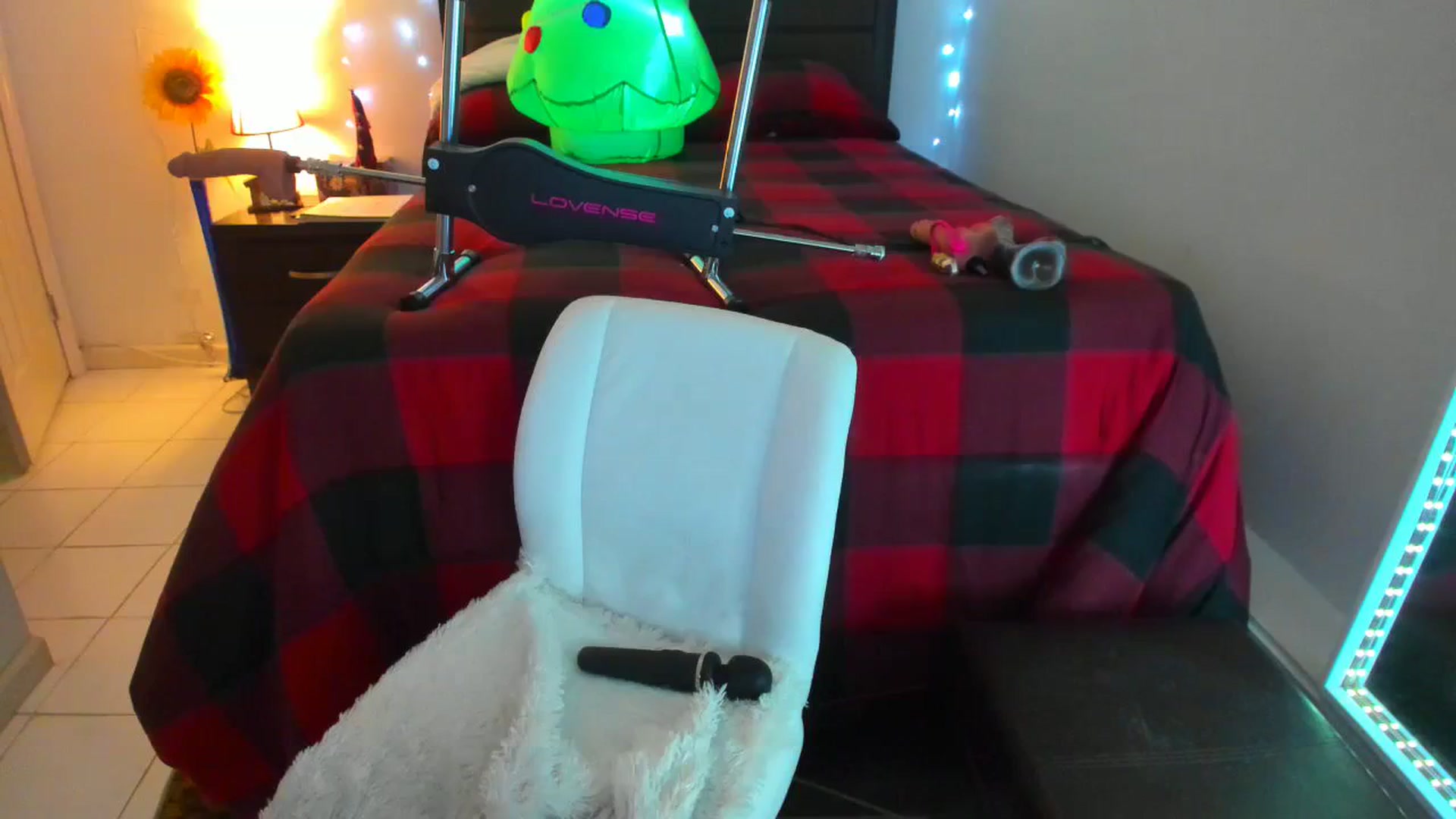 Gallery image thumbnail from DANIIITITIS's myfreecams stream on, 12/14/2023, 10:36 image 13 of 20