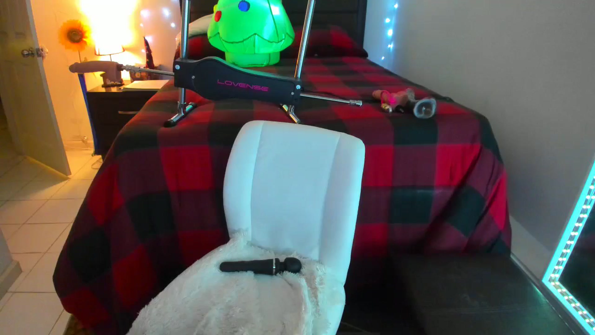 Gallery image thumbnail from DANIIITITIS's myfreecams stream on, 12/14/2023, 10:36 image 17 of 20