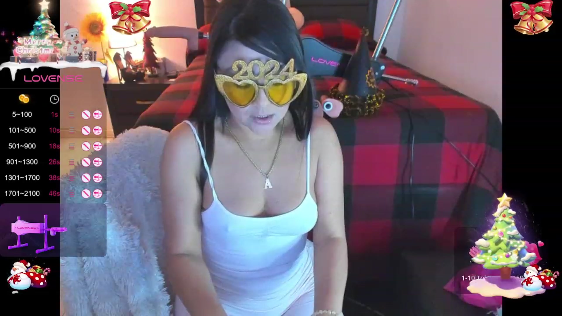Gallery image thumbnail from DANIIITITIS's myfreecams stream on, 01/01/2024, 10:37 image 10 of 20