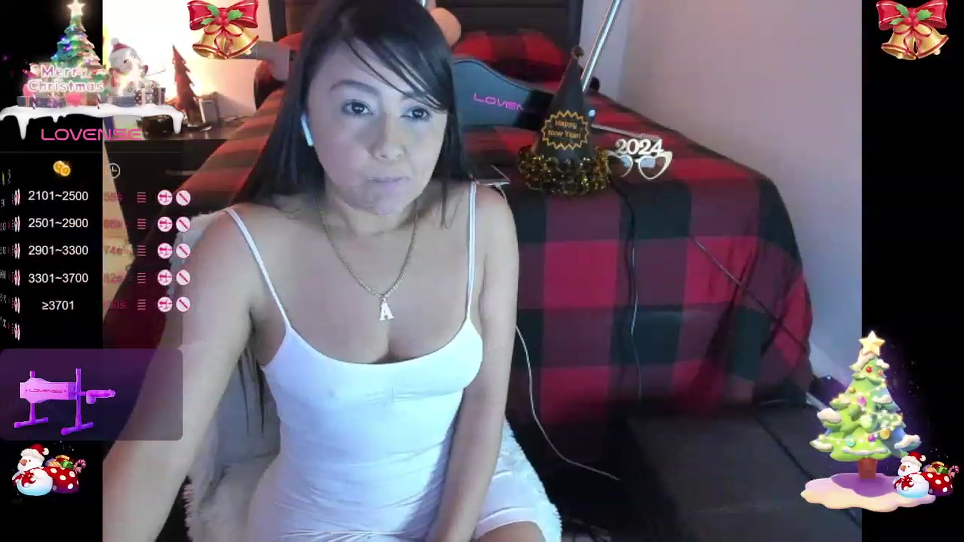 Gallery image thumbnail from DANIIITITIS's myfreecams stream on, 01/01/2024, 14:57 image 13 of 20
