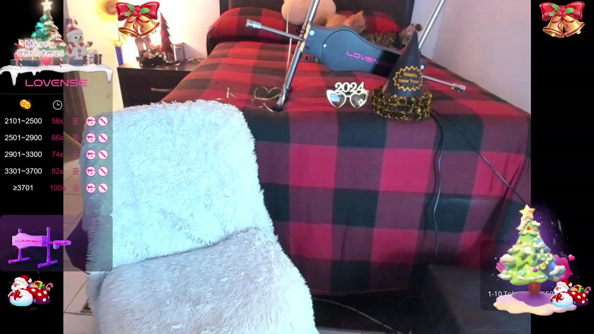 Gallery image thumbnail from DANIIITITIS's myfreecams stream on, 01/01/2024, 15:20 image 12 of 20