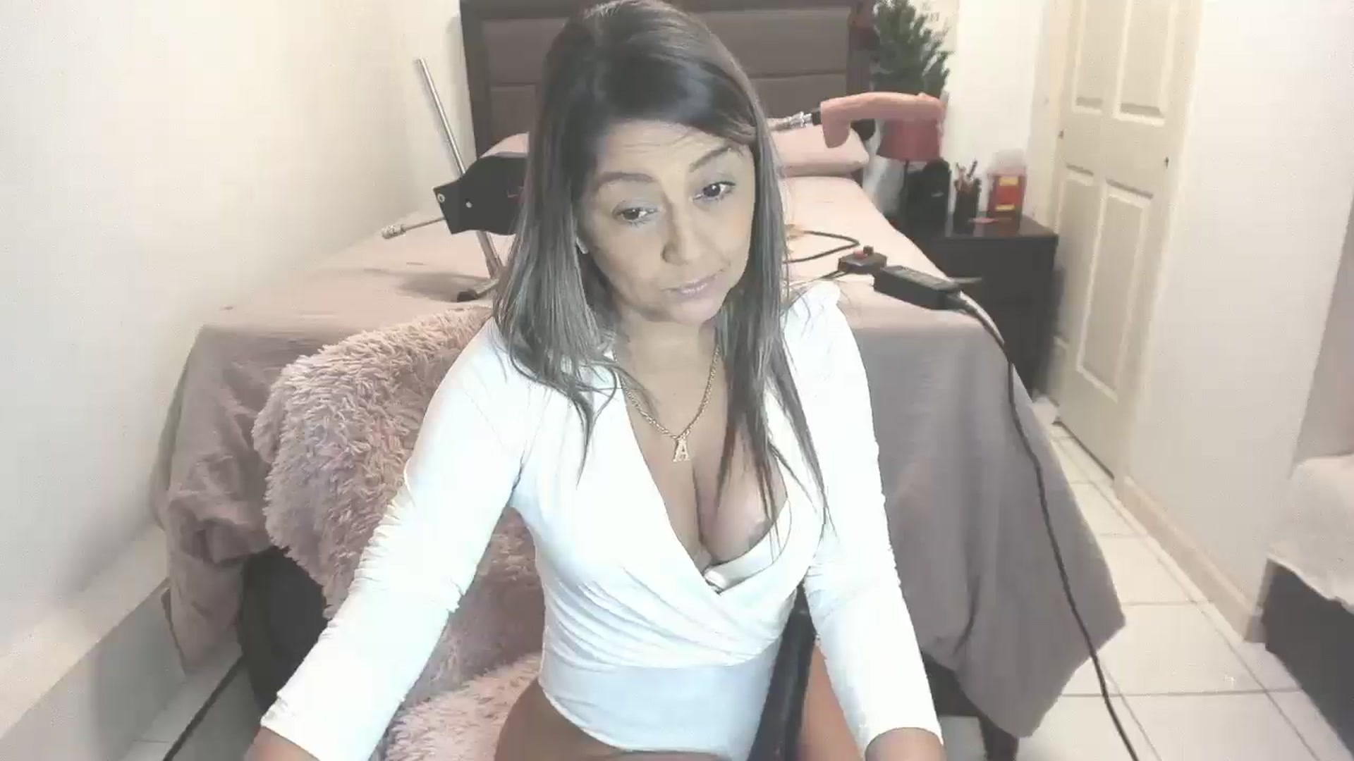 Gallery image thumbnail from DANIIITITIS's myfreecams stream on, 12/02/2025, 14:49 image 18 of 20