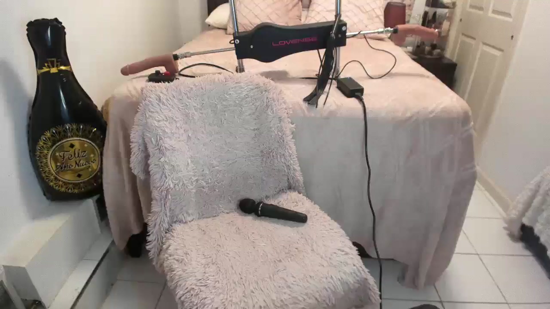 Gallery image thumbnail from DANIIITITIS's myfreecams stream on, 01/05/2026, 14:13 image 13 of 20
