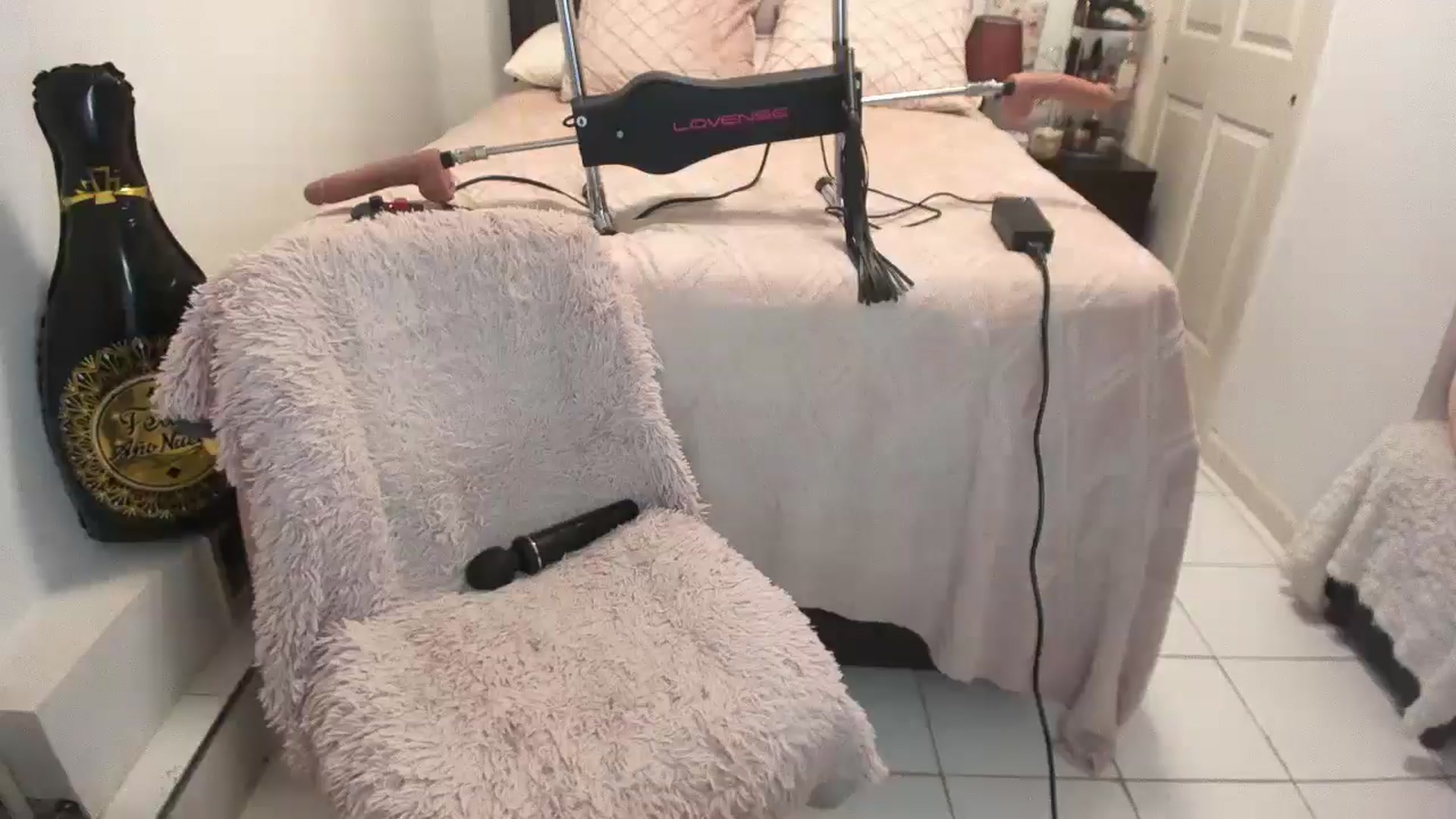 Gallery image thumbnail from DANIIITITIS's myfreecams stream on, 01/06/2026, 09:46 image 19 of 20