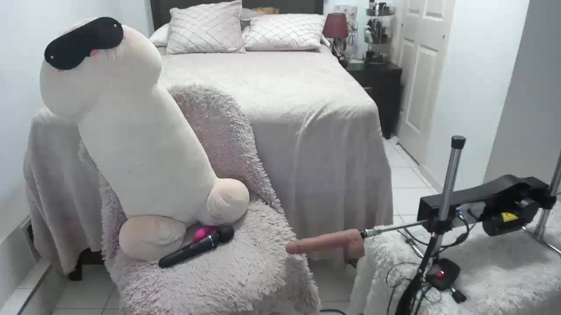 Gallery image thumbnail from DANIIITITIS's myfreecams stream on, 01/25/2026, 11:38 image 12 of 20