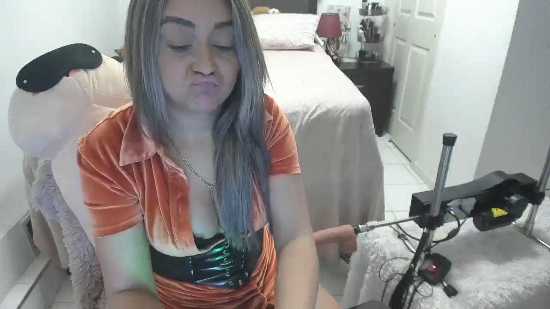Gallery image thumbnail from DANIIITITIS's myfreecams stream on, 01/25/2026, 12:19 image 3 of 20