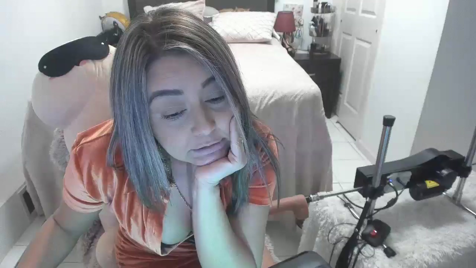 Gallery image thumbnail from DANIIITITIS's myfreecams stream on, 01/25/2026, 14:07 image 4 of 20