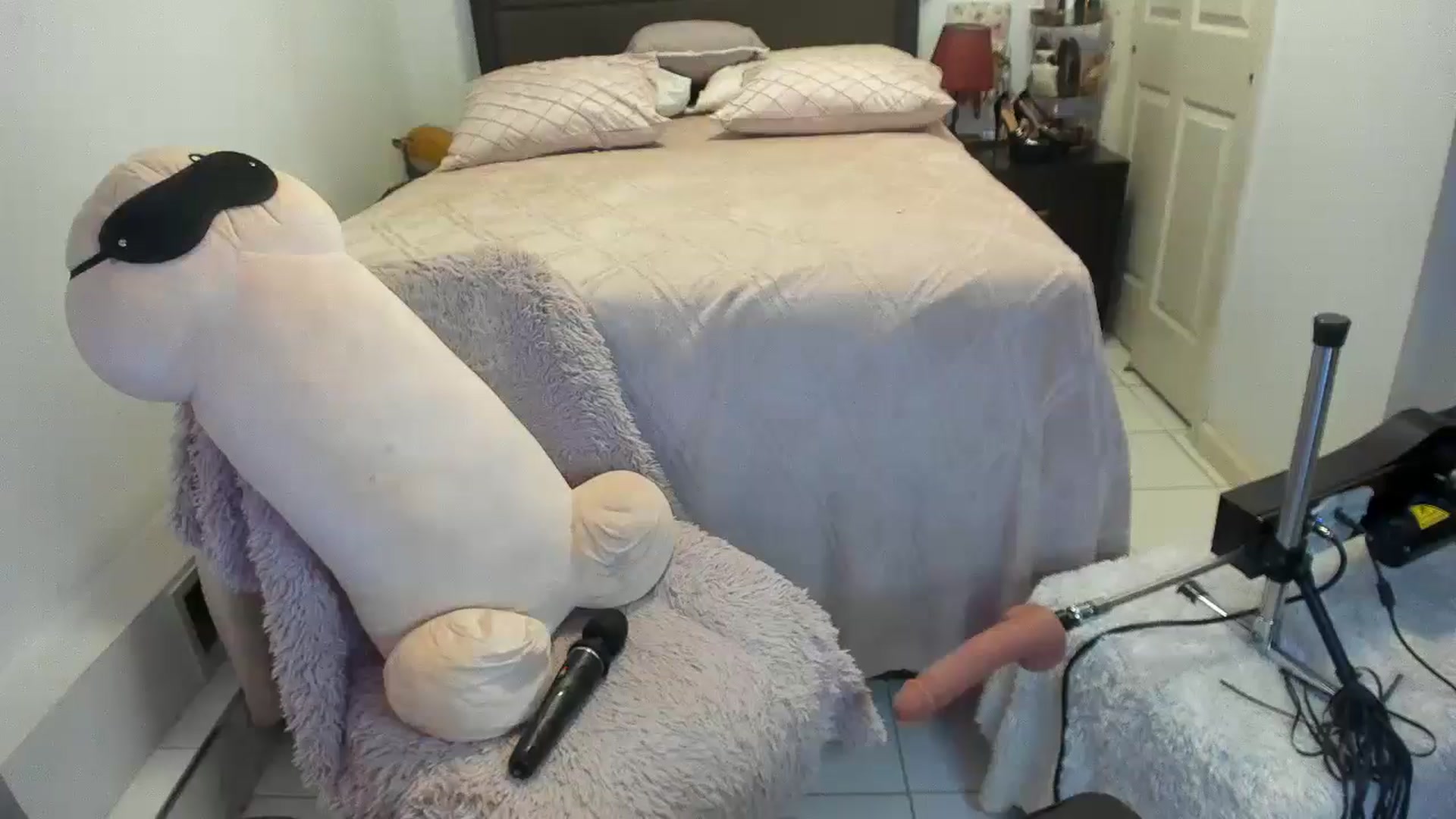 Gallery image thumbnail from DANIIITITIS's myfreecams stream on, 01/30/2026, 15:02 image 9 of 20