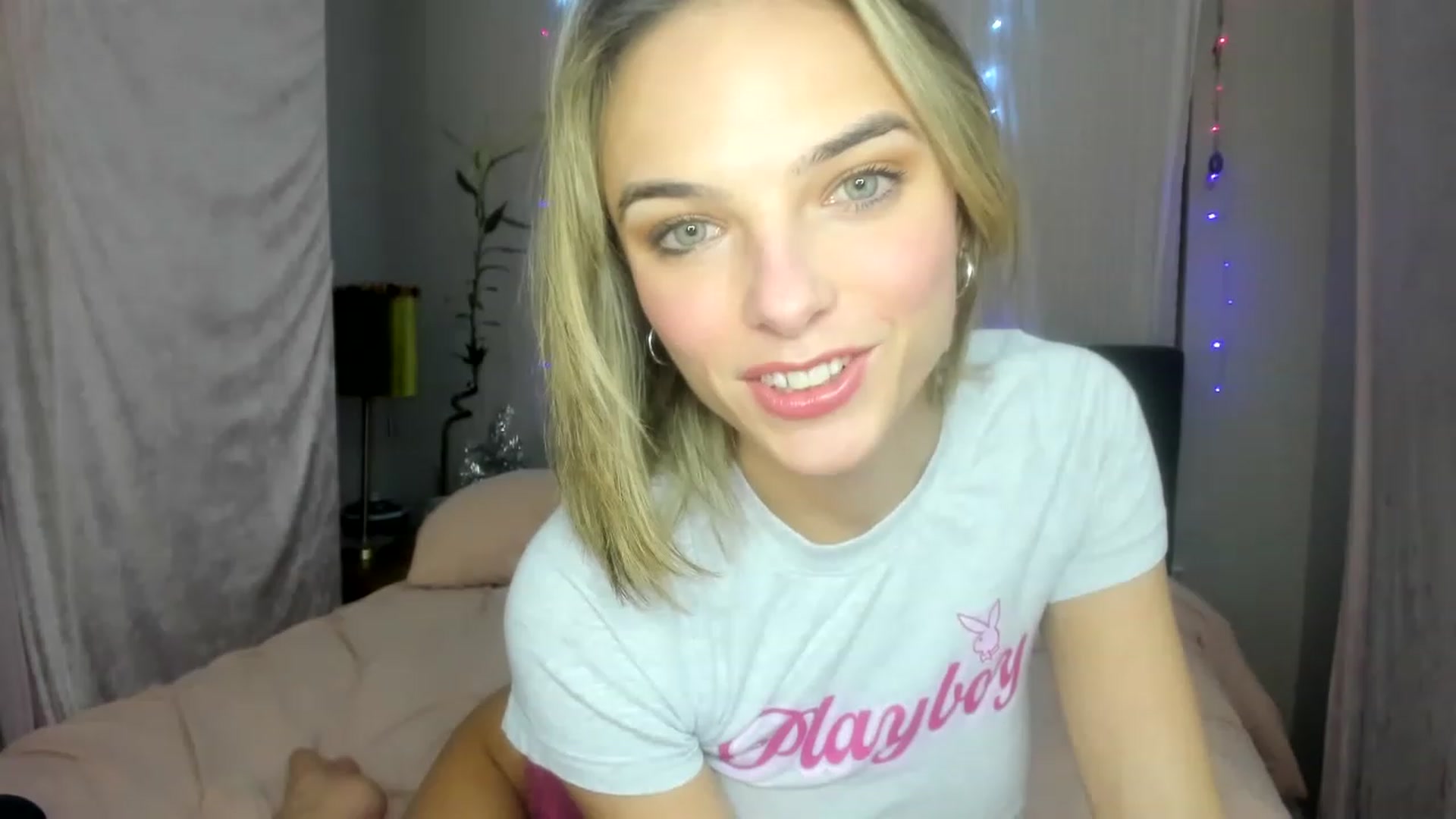Gallery image thumbnail from DDelightful69's myfreecams stream on, 12/05/2022, 06:56 image 2 of 20