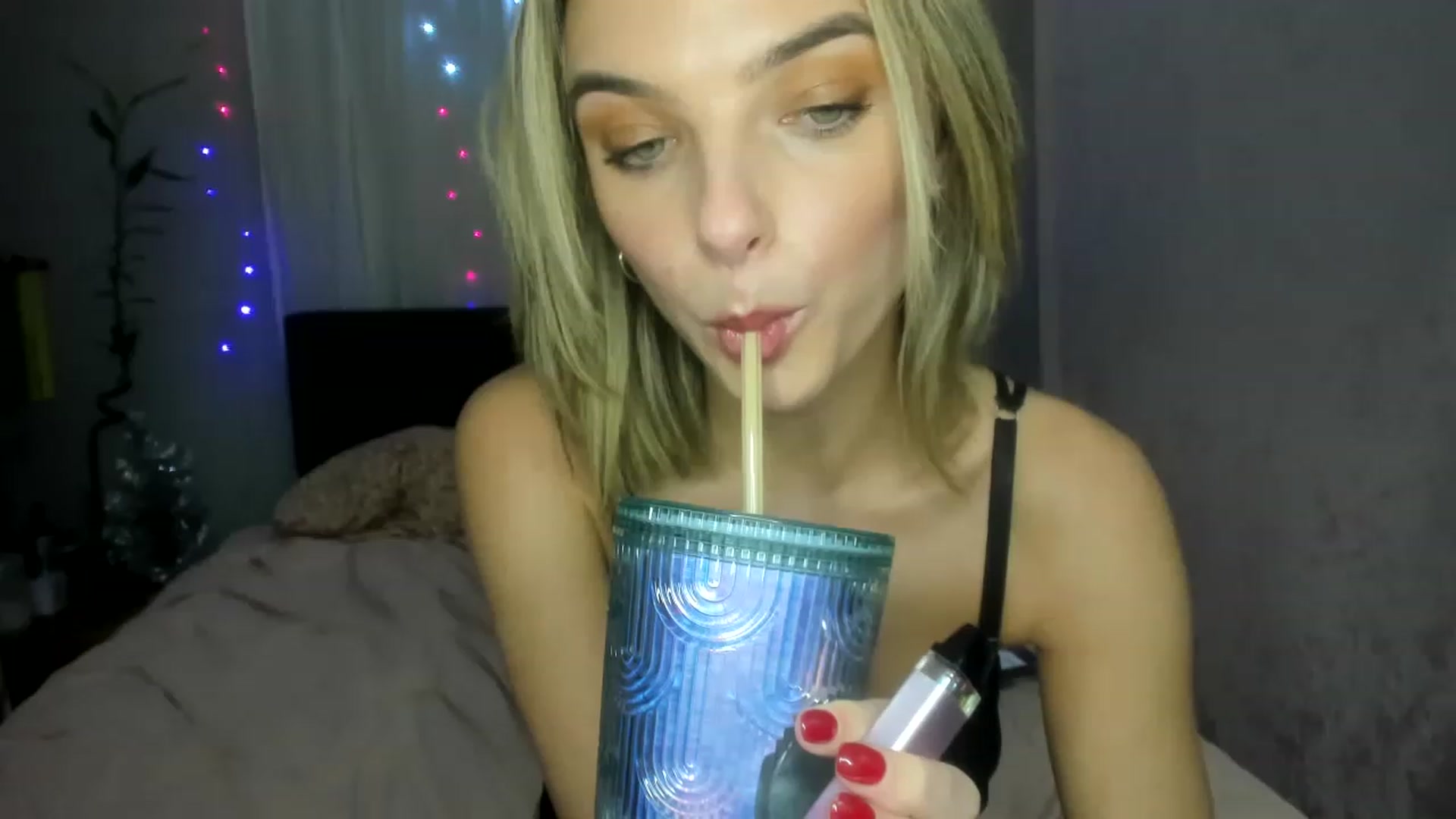 Gallery image thumbnail from DDelightful69's myfreecams stream on, 12/08/2022, 10:03 image 3 of 20