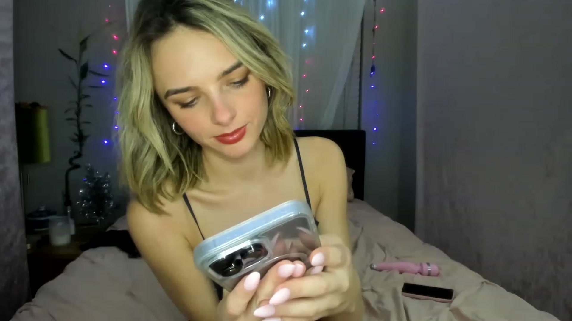 Gallery image thumbnail from DDelightful69's myfreecams stream on, 12/24/2022, 10:47 image 20 of 20