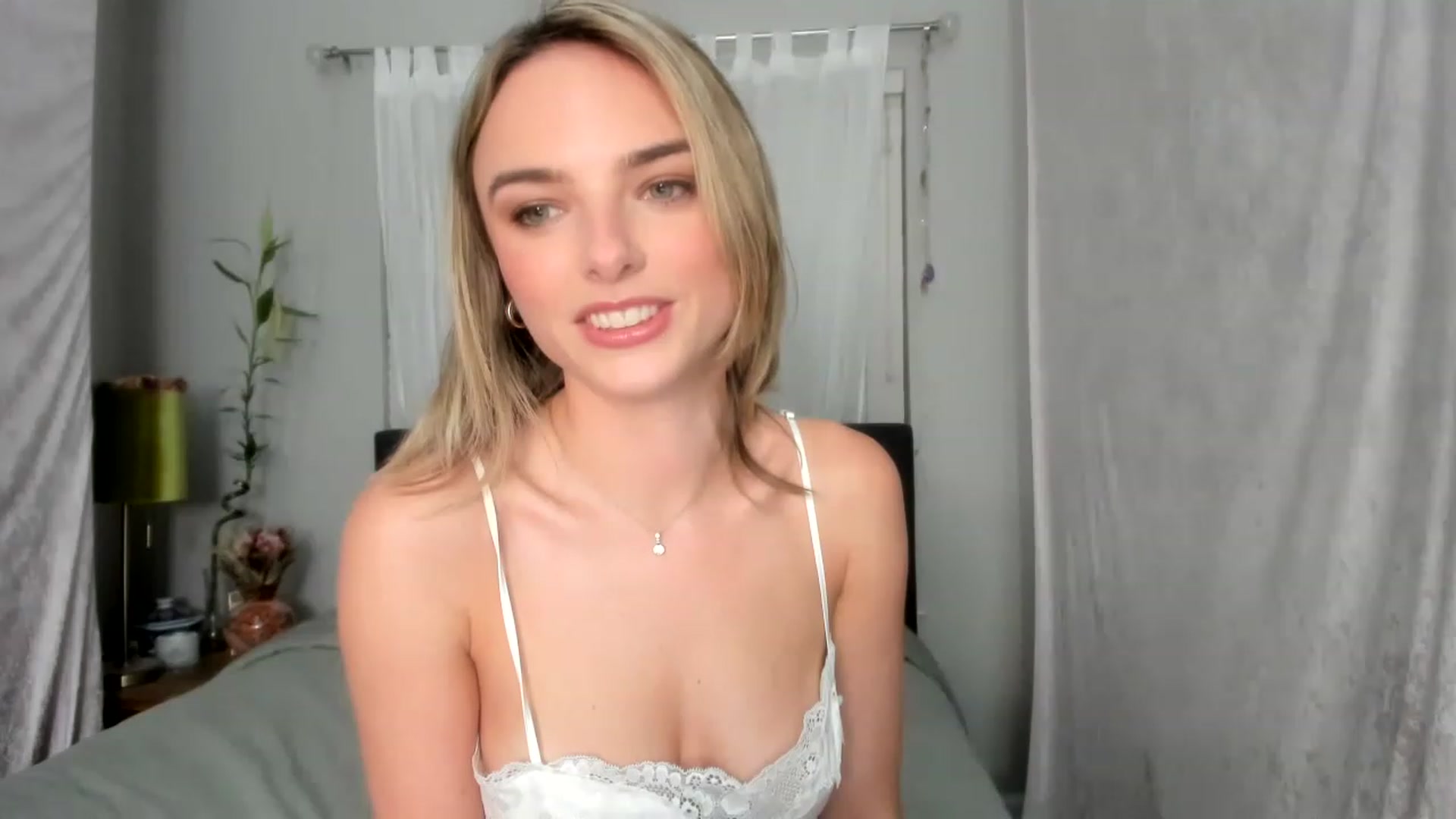 Gallery image thumbnail from DDelightful69's myfreecams stream on, 06/13/2023, 04:32 image 6 of 20