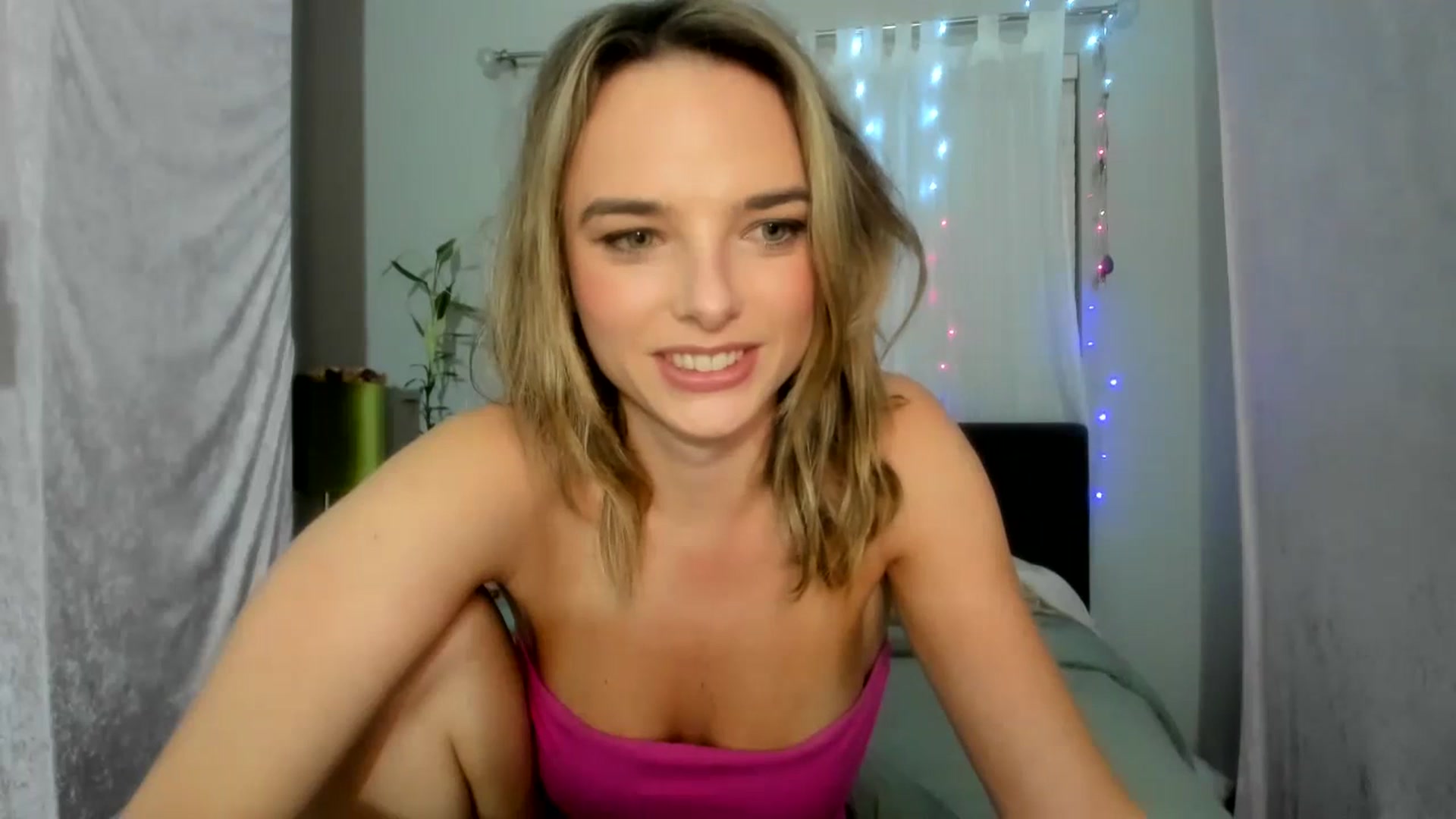 Gallery image thumbnail from DDelightful69's myfreecams stream on, 07/01/2023, 07:27 image 15 of 20