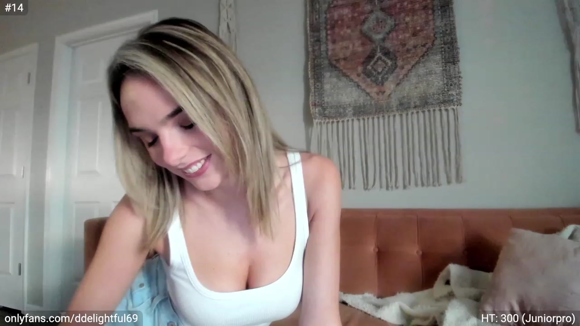 Gallery image thumbnail from DDelightful69's myfreecams stream on, 07/06/2023, 02:29 image 1 of 20