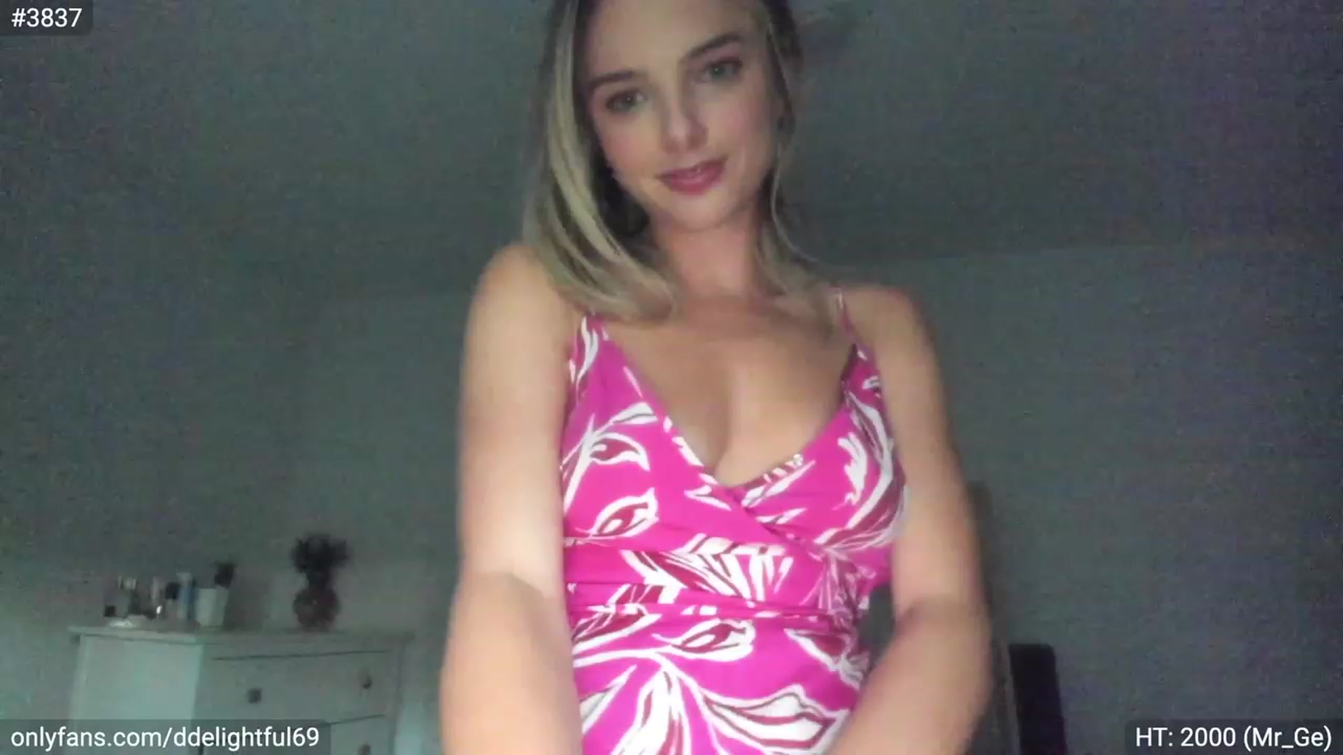 Gallery image thumbnail from DDelightful69's myfreecams stream on, 08/31/2023, 23:29 image 19 of 20