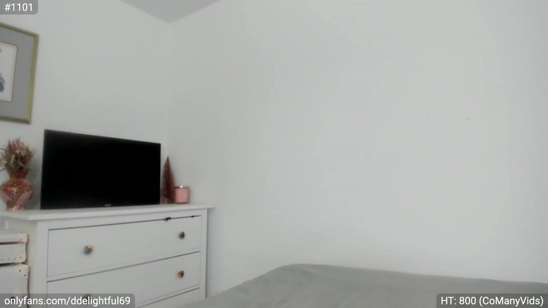 Gallery image thumbnail from DDelightful69's myfreecams stream on, 12/15/2023, 01:32 image 5 of 20