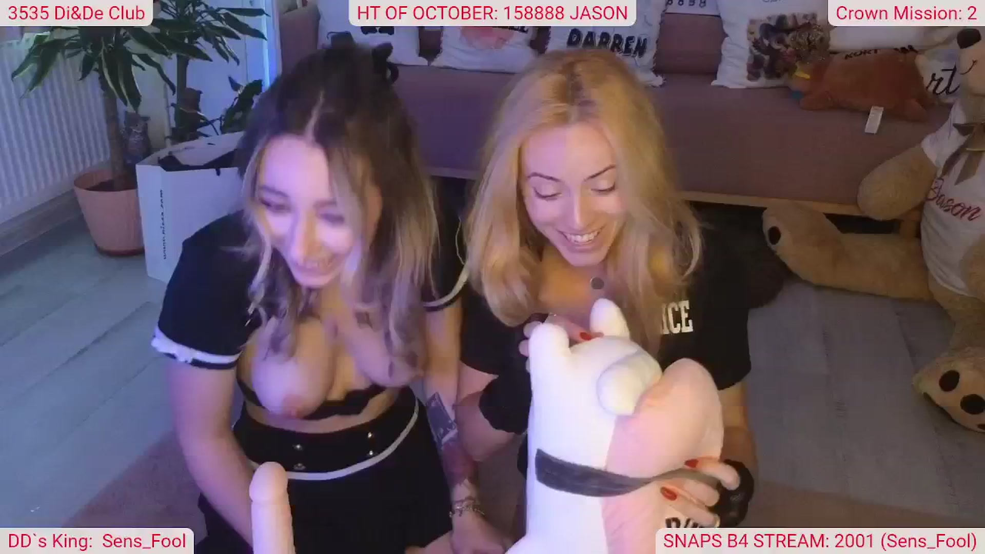 Gallery image thumbnail from DDsBday's myfreecams stream on, 10/25/2024, 07:23 image 12 of 20