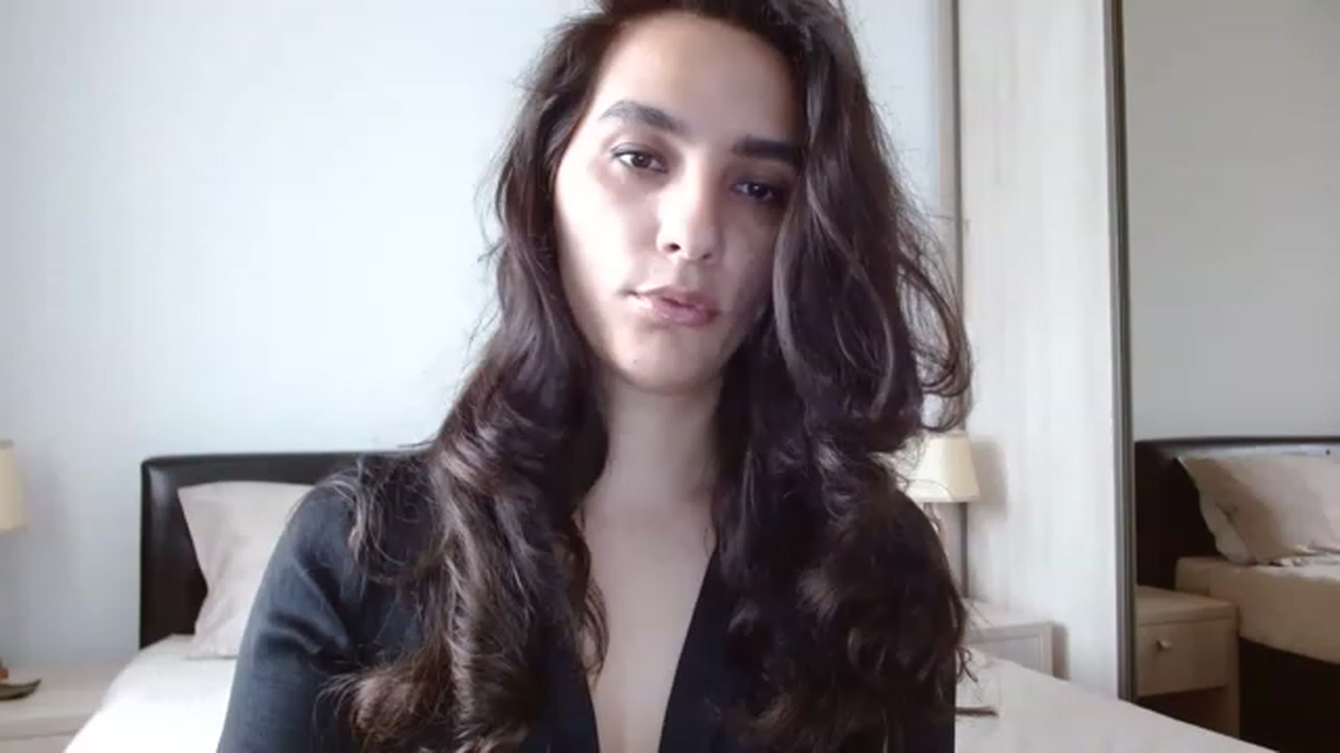 Gallery image thumbnail from DEAR_AMORE's myfreecams stream on, 04/25/2023, 12:59 image 1 of 20