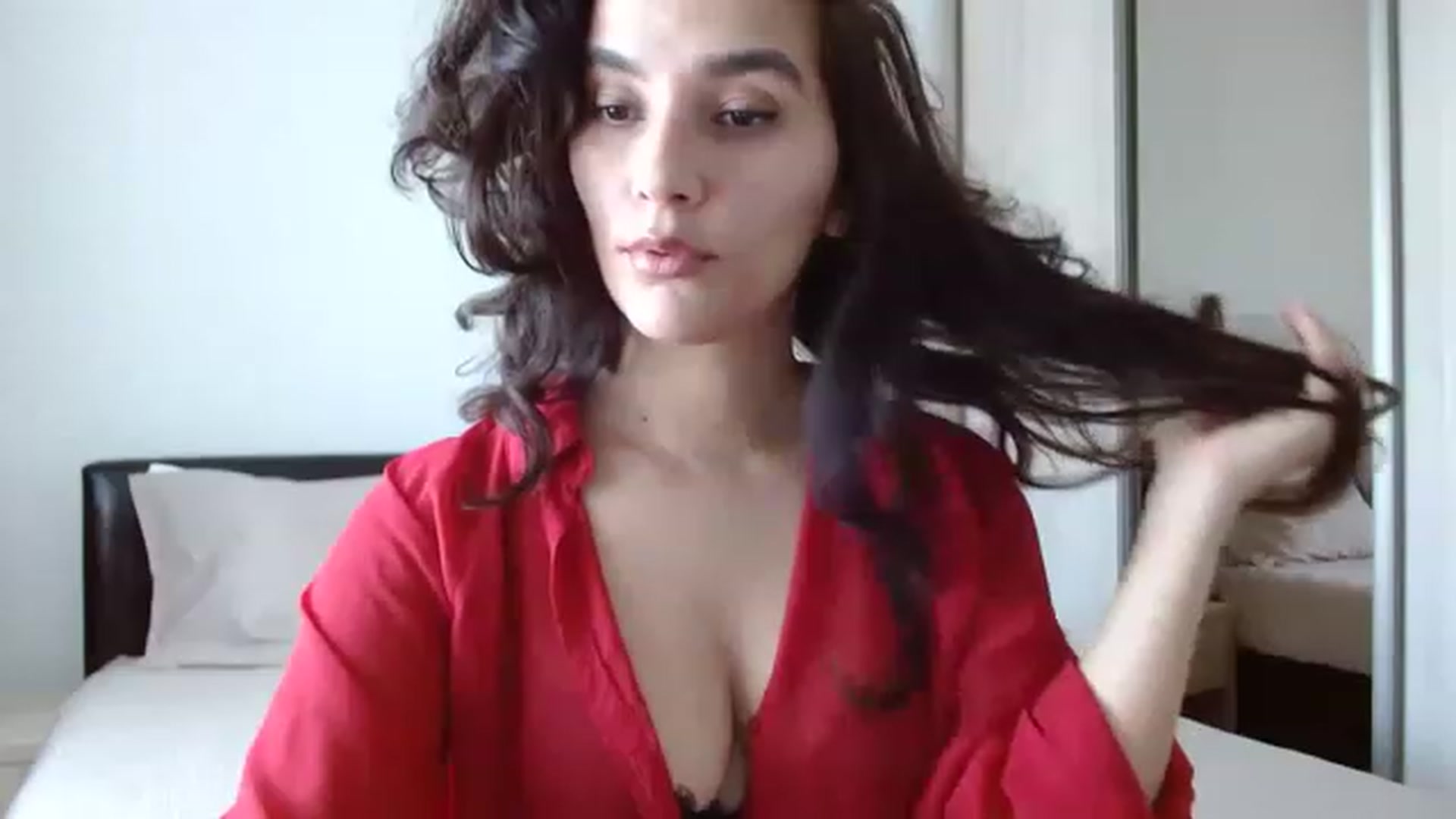 Gallery image thumbnail from DEAR_AMORE's myfreecams stream on, 04/29/2023, 09:00 image 2 of 20