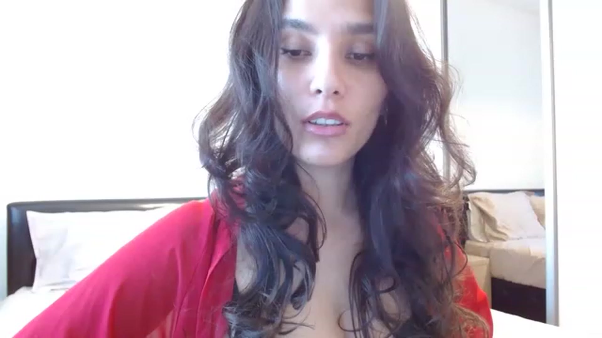 Gallery image thumbnail from DEAR_AMORE's myfreecams stream on, 04/29/2023, 12:24 image 17 of 20