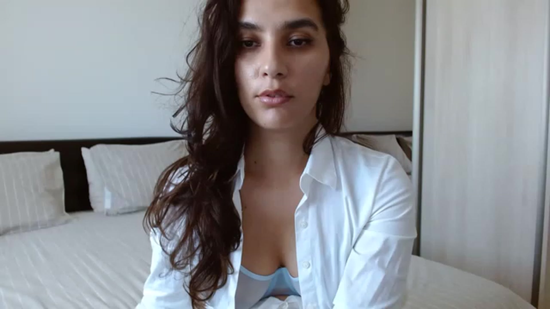 Gallery image thumbnail from DEAR_AMORE's myfreecams stream on, 05/07/2023, 10:50 image 19 of 20