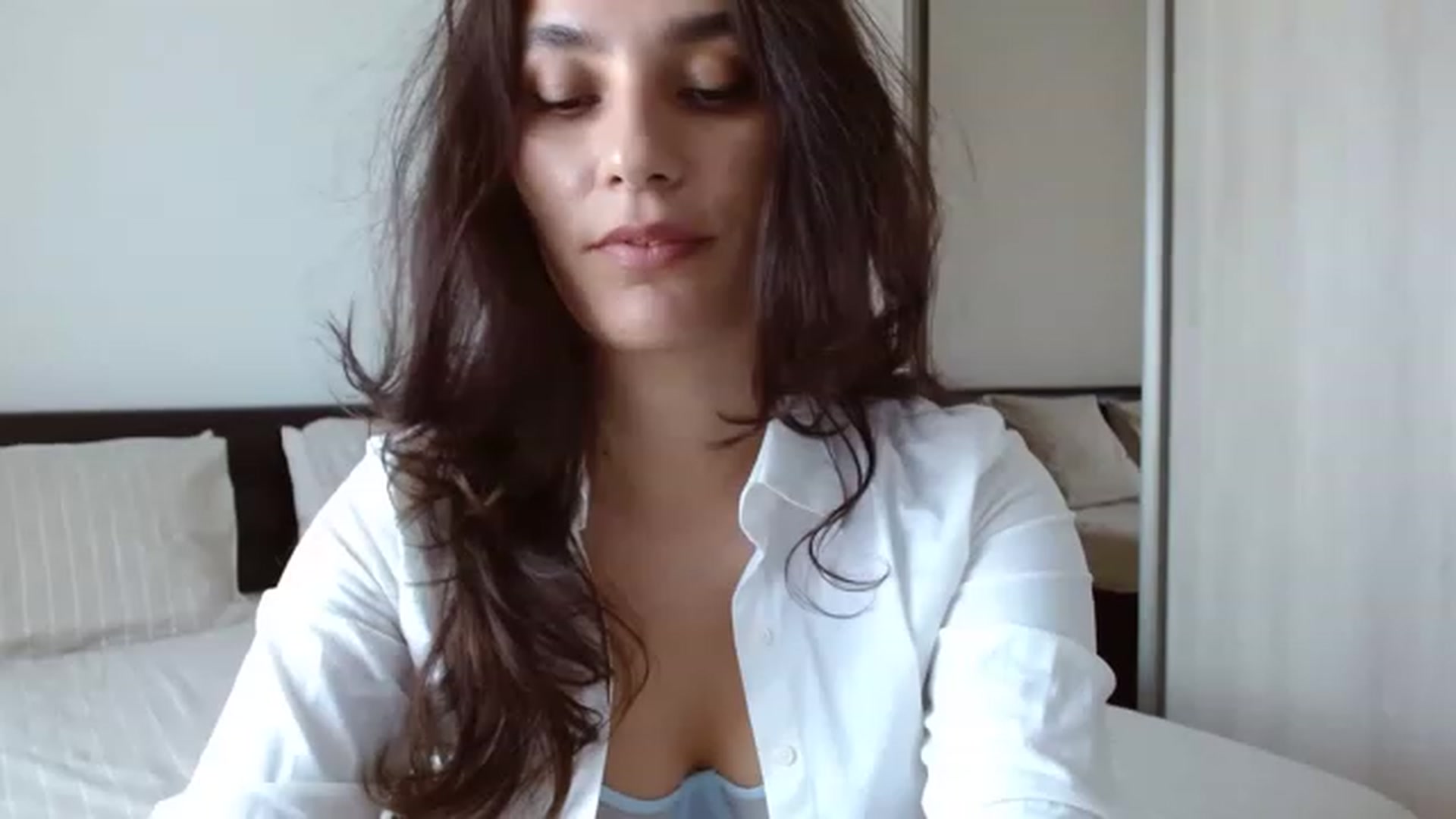 Gallery image thumbnail from DEAR_AMORE's myfreecams stream on, 05/07/2023, 10:50 image 1 of 20