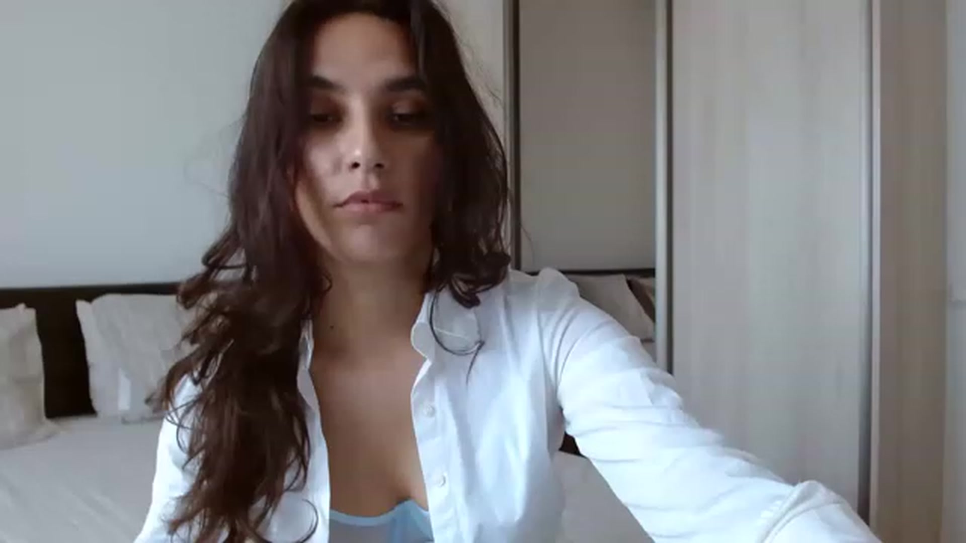 Gallery image thumbnail from DEAR_AMORE's myfreecams stream on, 05/07/2023, 10:50 image 4 of 20