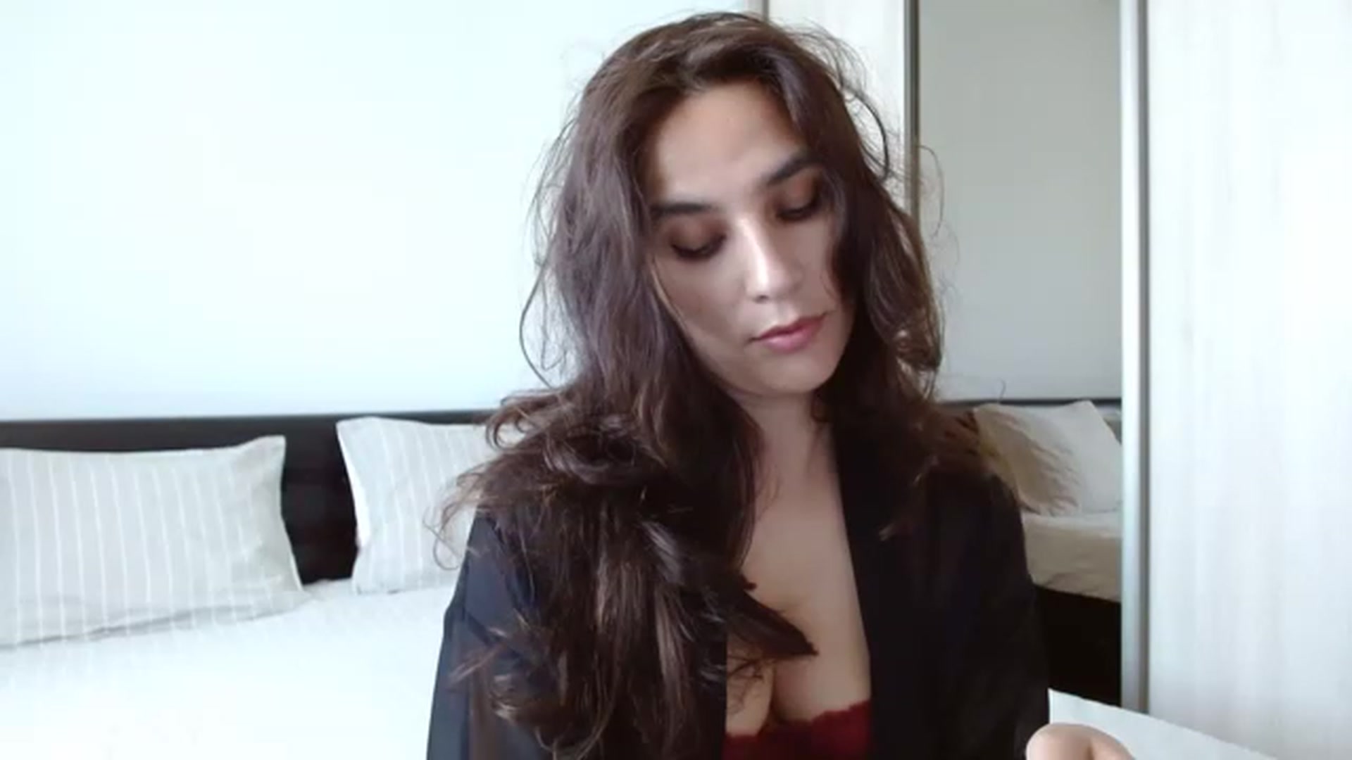 Gallery image thumbnail from DEAR_AMORE's myfreecams stream on, 05/14/2023, 13:08 image 17 of 20