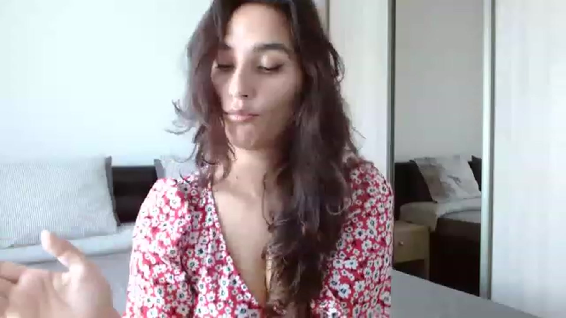 Gallery image thumbnail from DEAR_AMORE's myfreecams stream on, 05/25/2023, 08:27 image 14 of 20