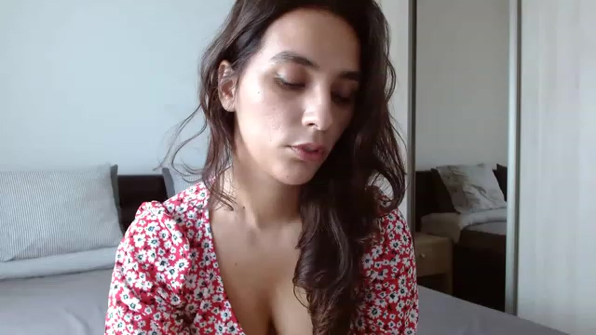 Gallery image thumbnail from DEAR_AMORE's myfreecams stream on, 05/25/2023, 08:27 image 1 of 20
