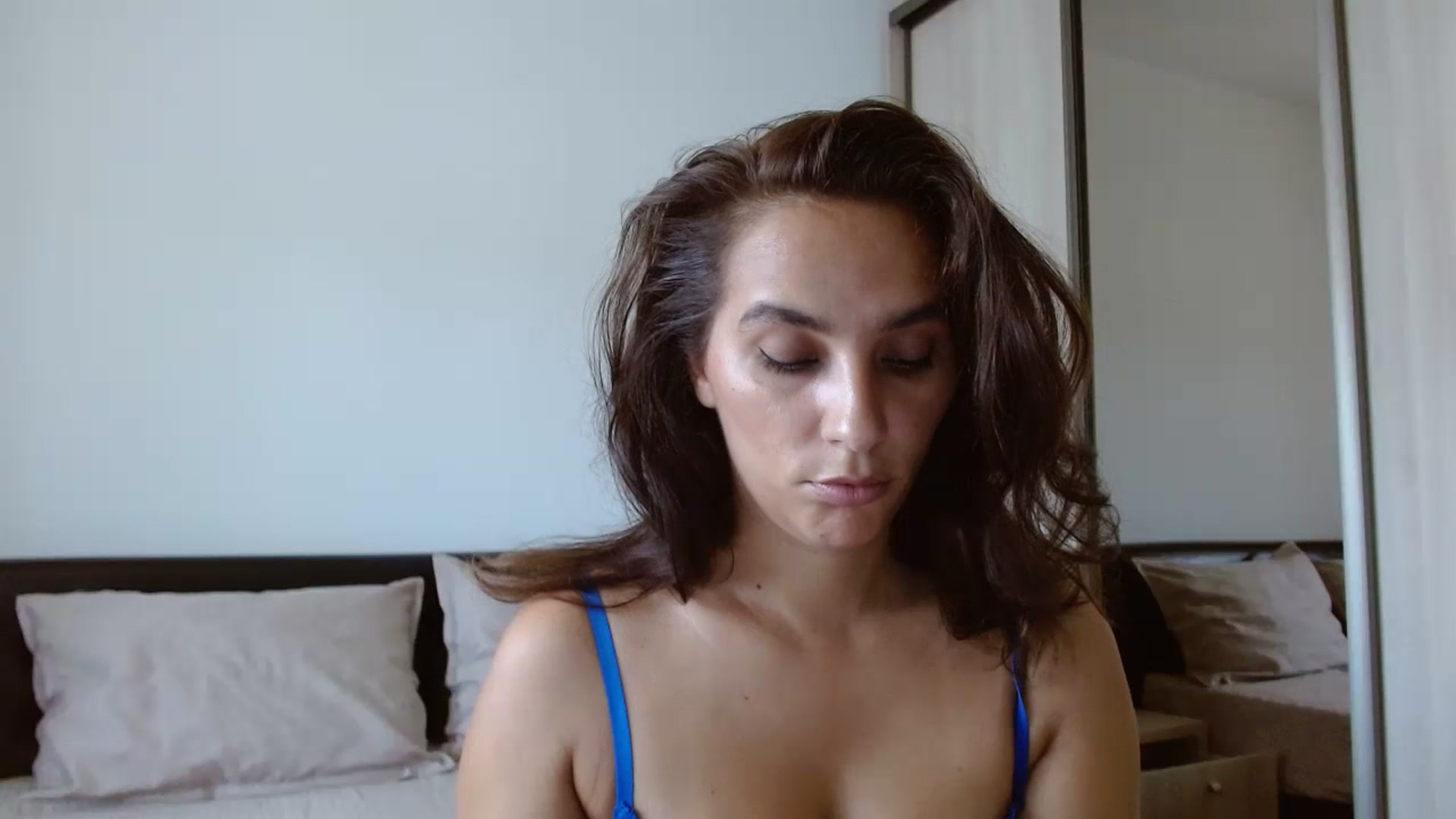 Gallery image thumbnail from DEAR_AMORE's myfreecams stream on, 07/15/2023, 11:37 image 3 of 20