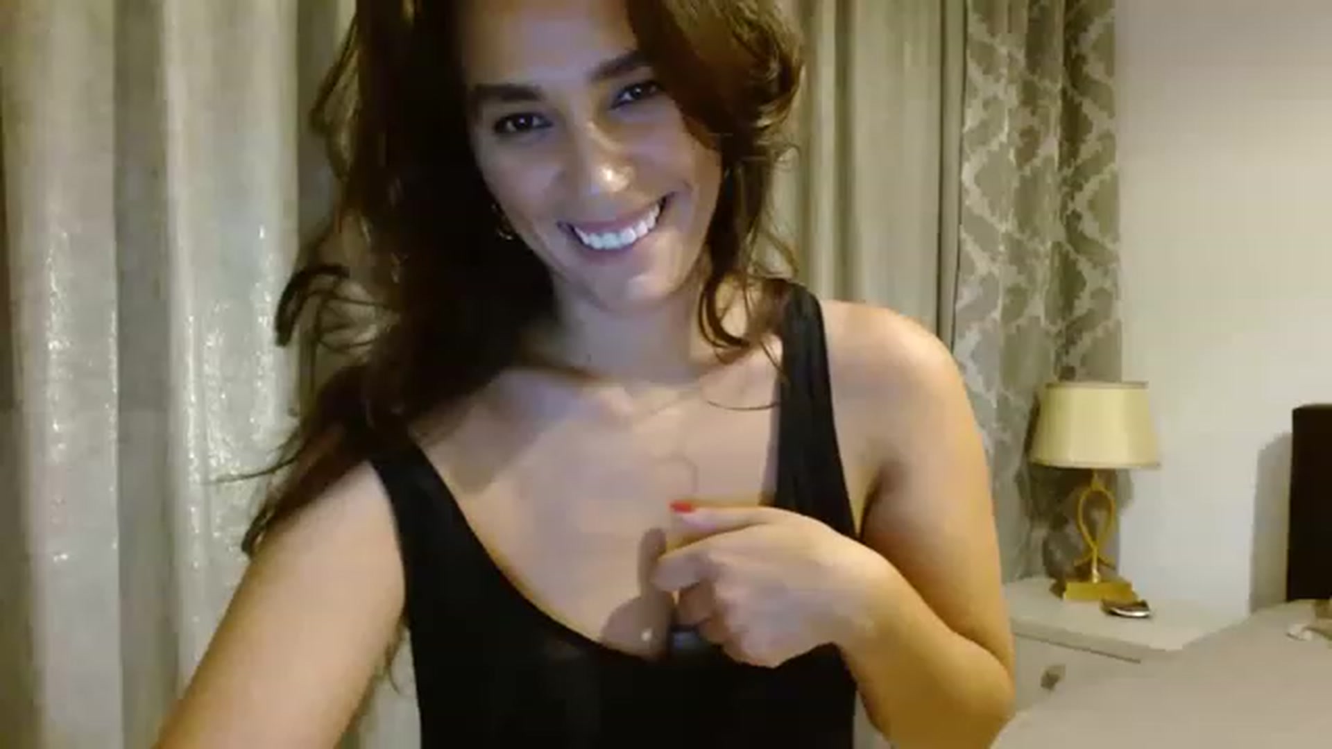 Gallery image thumbnail from DEAR_AMORE's myfreecams stream on, 07/16/2023, 22:03 image 4 of 20